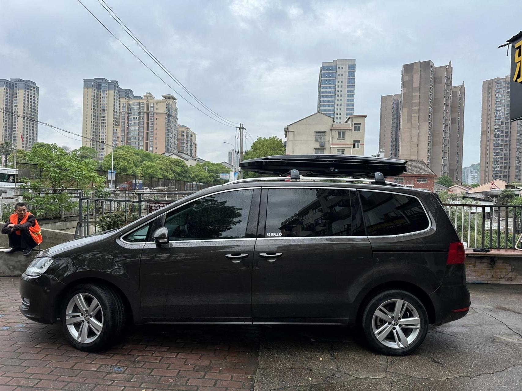 大众夏朗mpv.最喜欢的就是秒变纯平2.1x1.