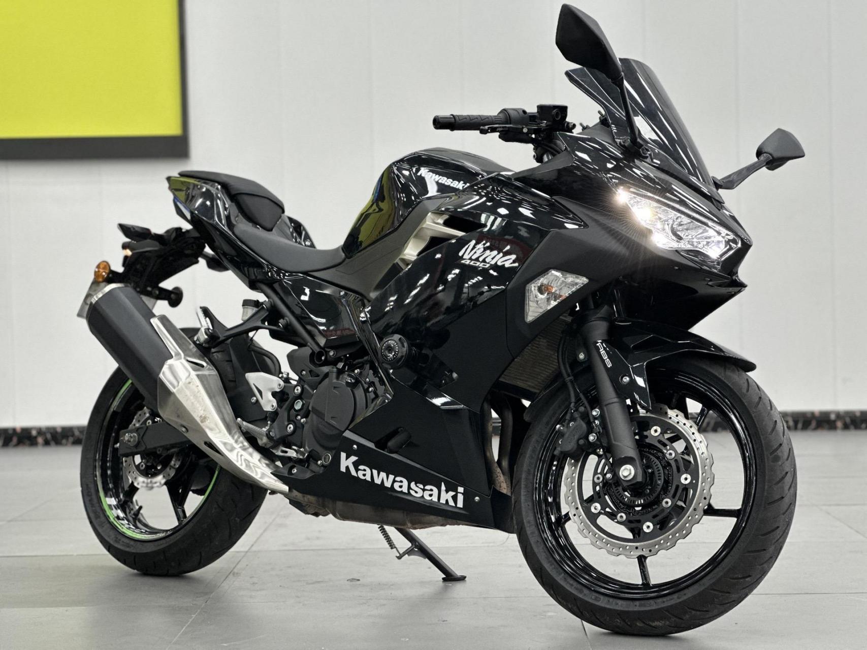 品牌/车型:2102年出厂022202款川崎忍者0240002 上牌日期