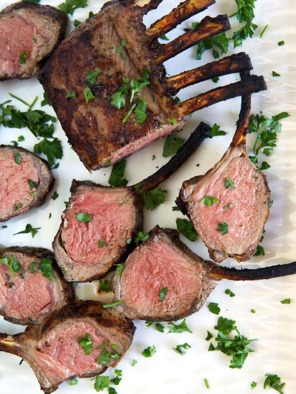 西式碳烤羊排 |西式基础羊排制作91 对许多人来说,羊肉被认为是一种