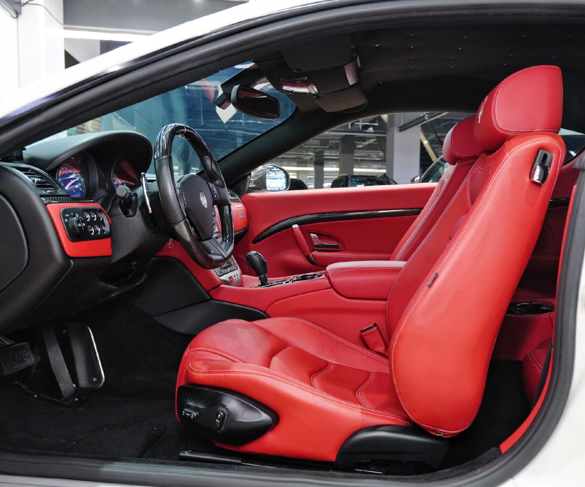 真硬啊!18年的玛莎拉蒂gt,好车不解释.真硬啊!