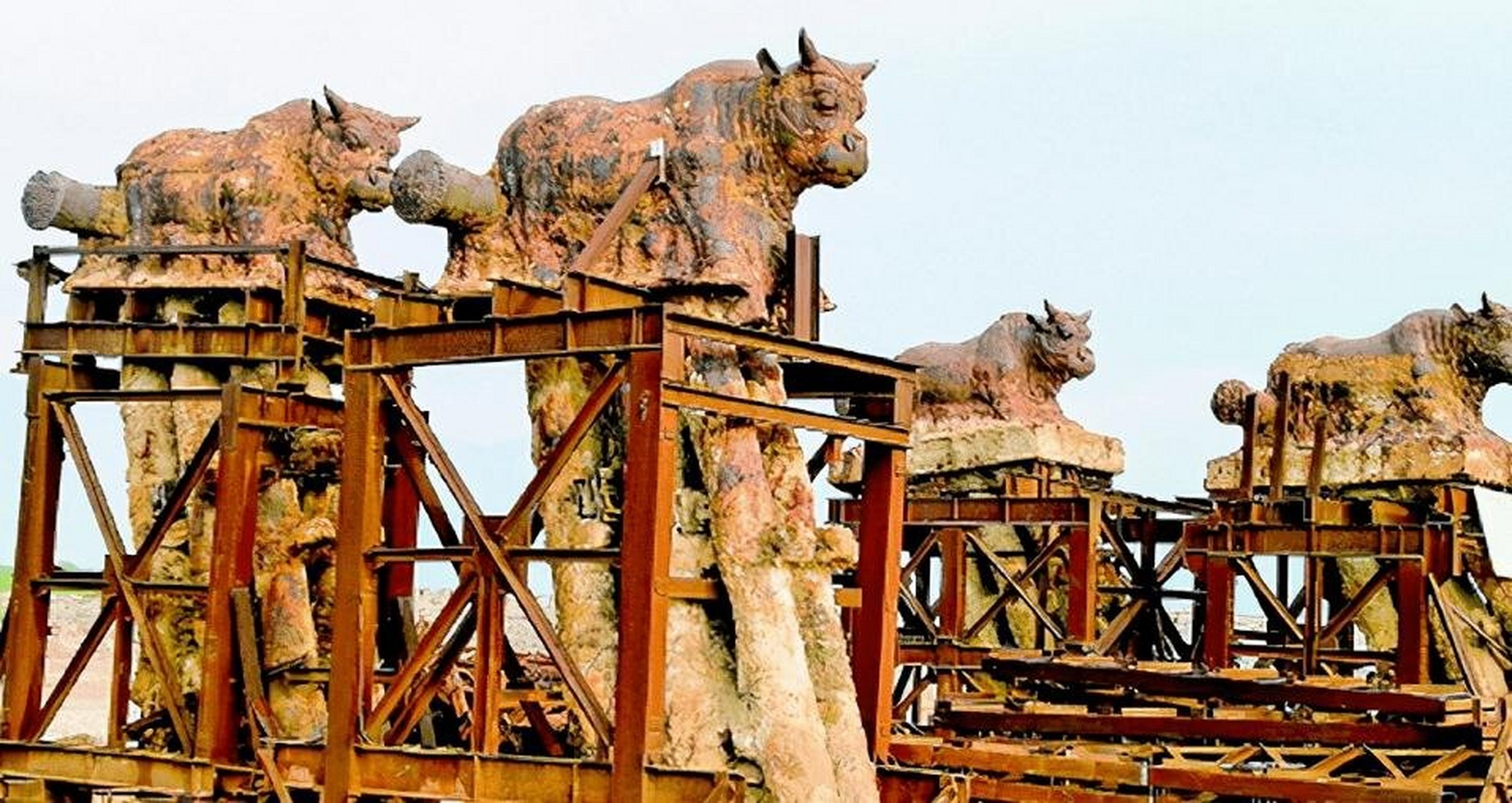 黄河铁牛 永济蒲津渡遗址旅游随笔:黄河铁牛 蒲津渡是著名的黄河渡口