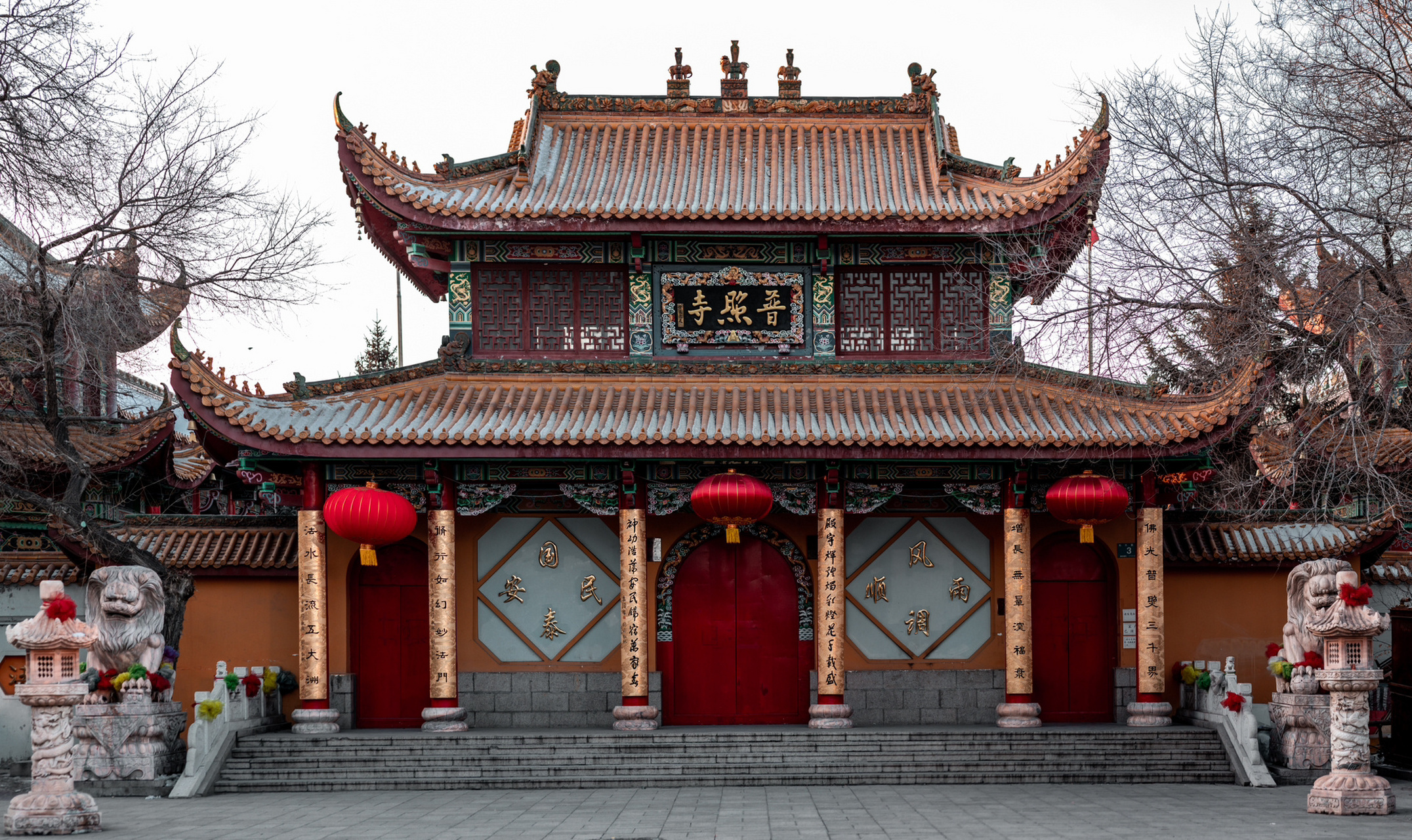 哈尔滨极乐寺 哈尔滨极乐寺,乘坐地铁一号线,在哈尔滨工程大学站下车