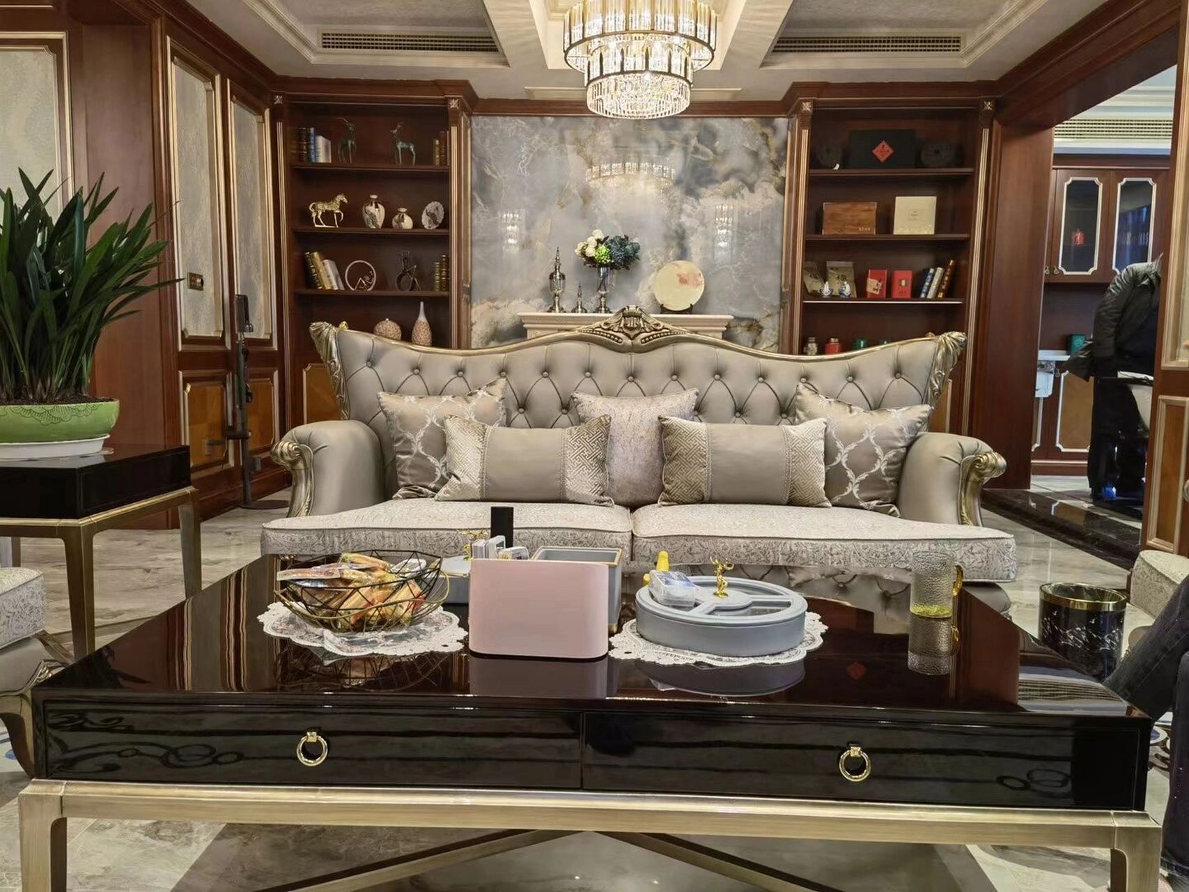 拉菲德堡家具 广东深圳拉菲德堡家具欧式实木家具法式新古典高端实木