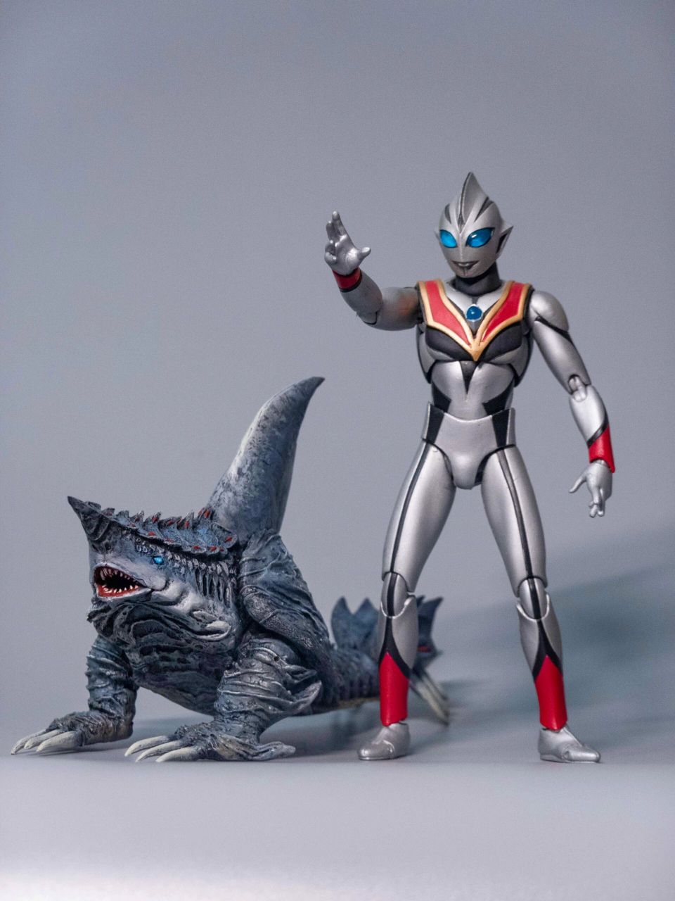 新款shf怪兽-迪迦奥特曼劲敌盖欧扎克 今天分享制作的模型是登场于