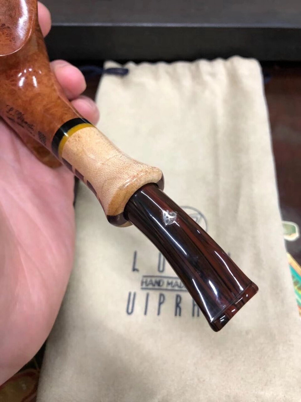 意大利弯道之王 ——维布拉蒂石楠根手工烟斗 鲸鱼款式 用料考究,密集