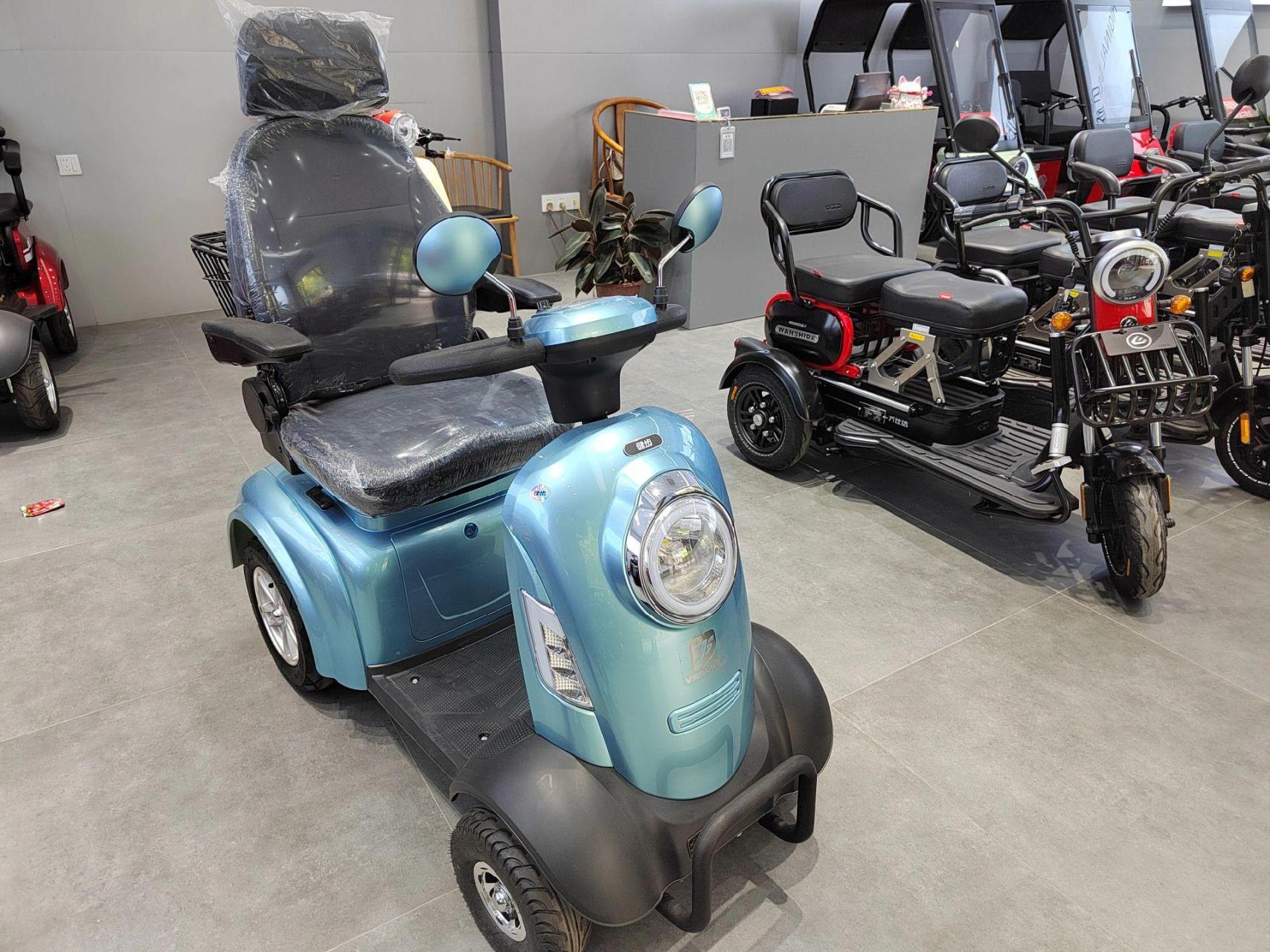 扬州万仕达功能国标电动三轮车.