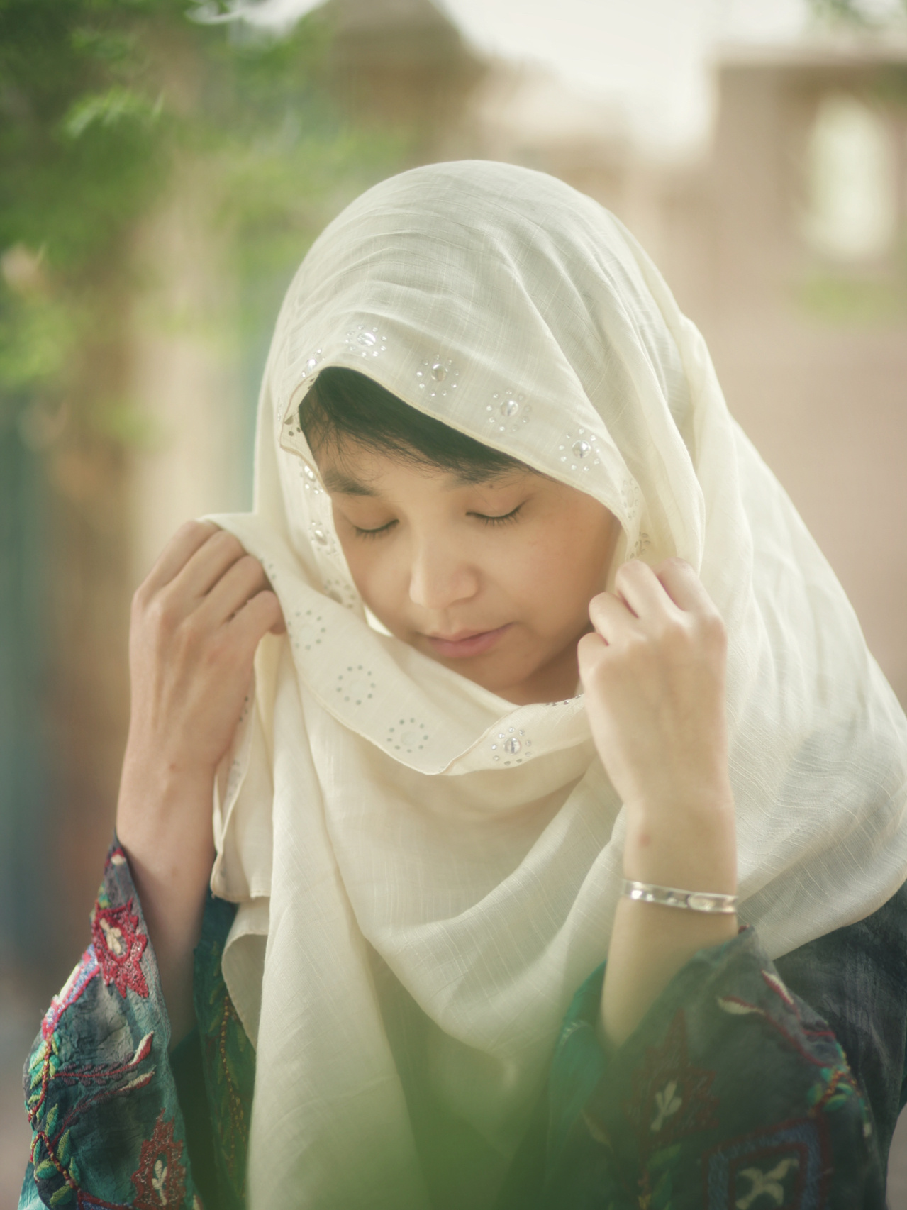 喀什旅拍 清真寺里裹头巾的女人 拍摄地点 香妃园