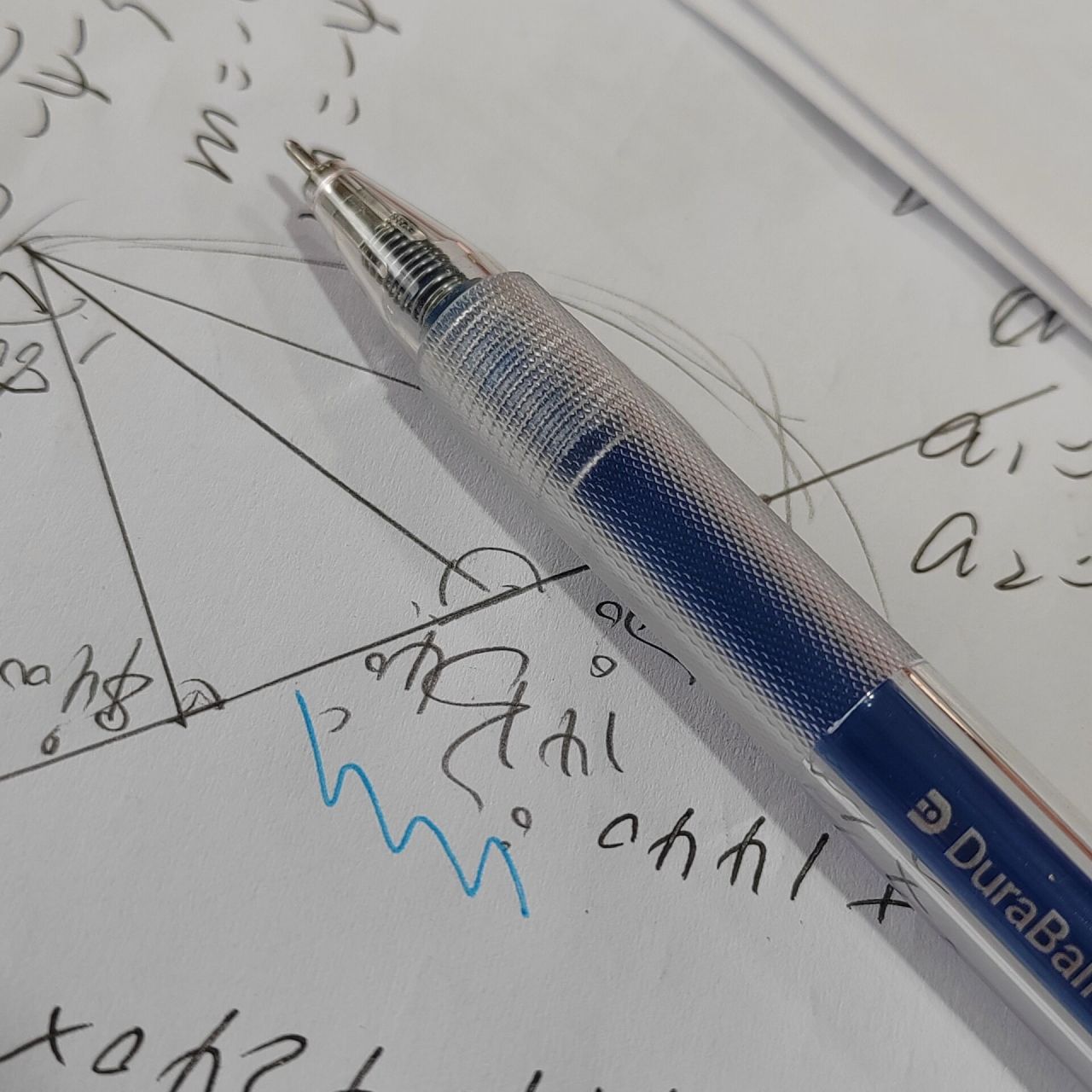 凑单买到喜欢的蓝笔! 这个颜色太好看梦中情蓝,谁懂