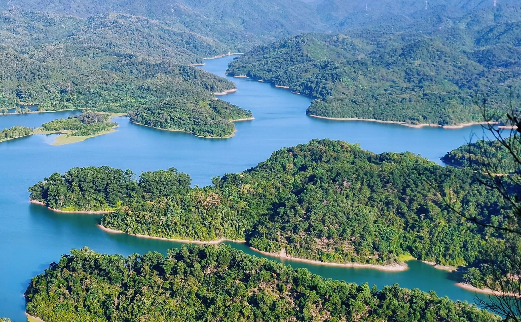 徒步 | 中山狮头山 人群太吵 我想听树林的风 看山间的云 安静又孤独