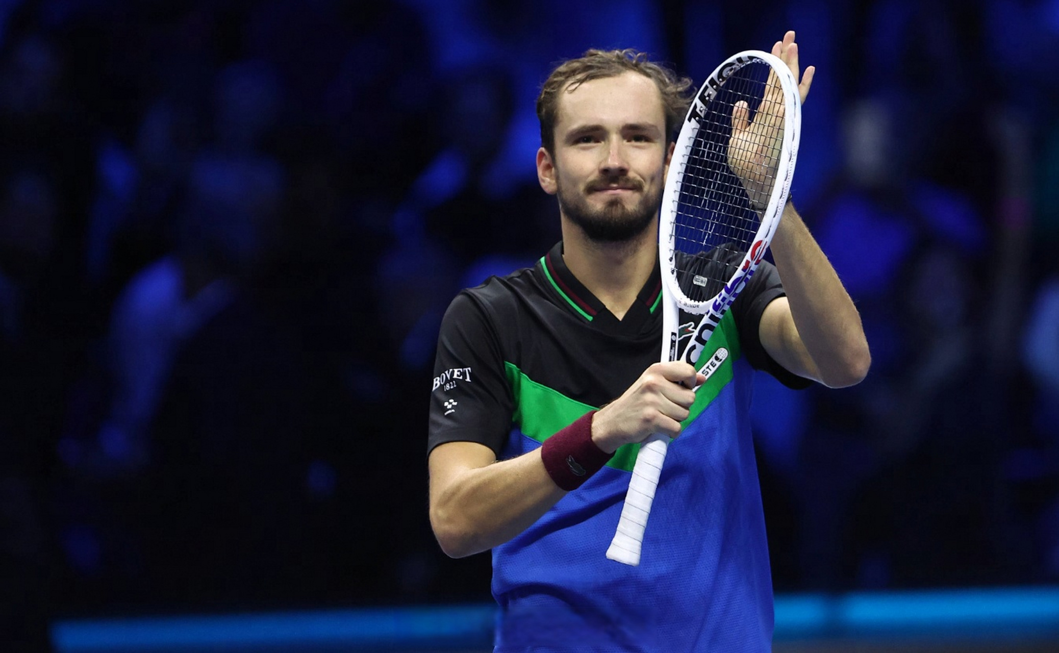 梅德韦杰夫晋级总决赛四强#  atp年终总决赛,梅德韦杰夫7-6(7),-44