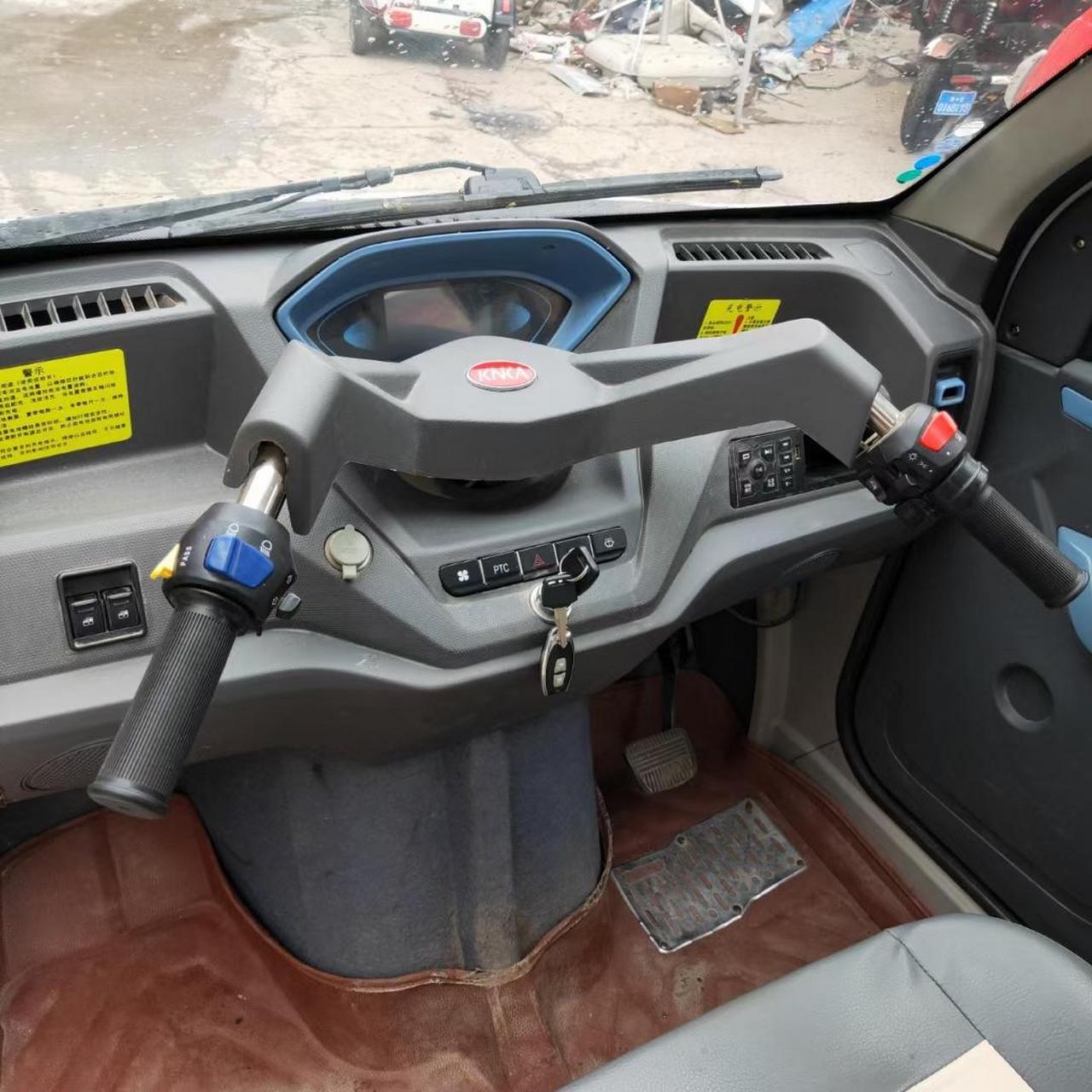 二手精品御捷昆卡3000瓦电机,60 v  105a大电瓶原车主开了一年左右,因