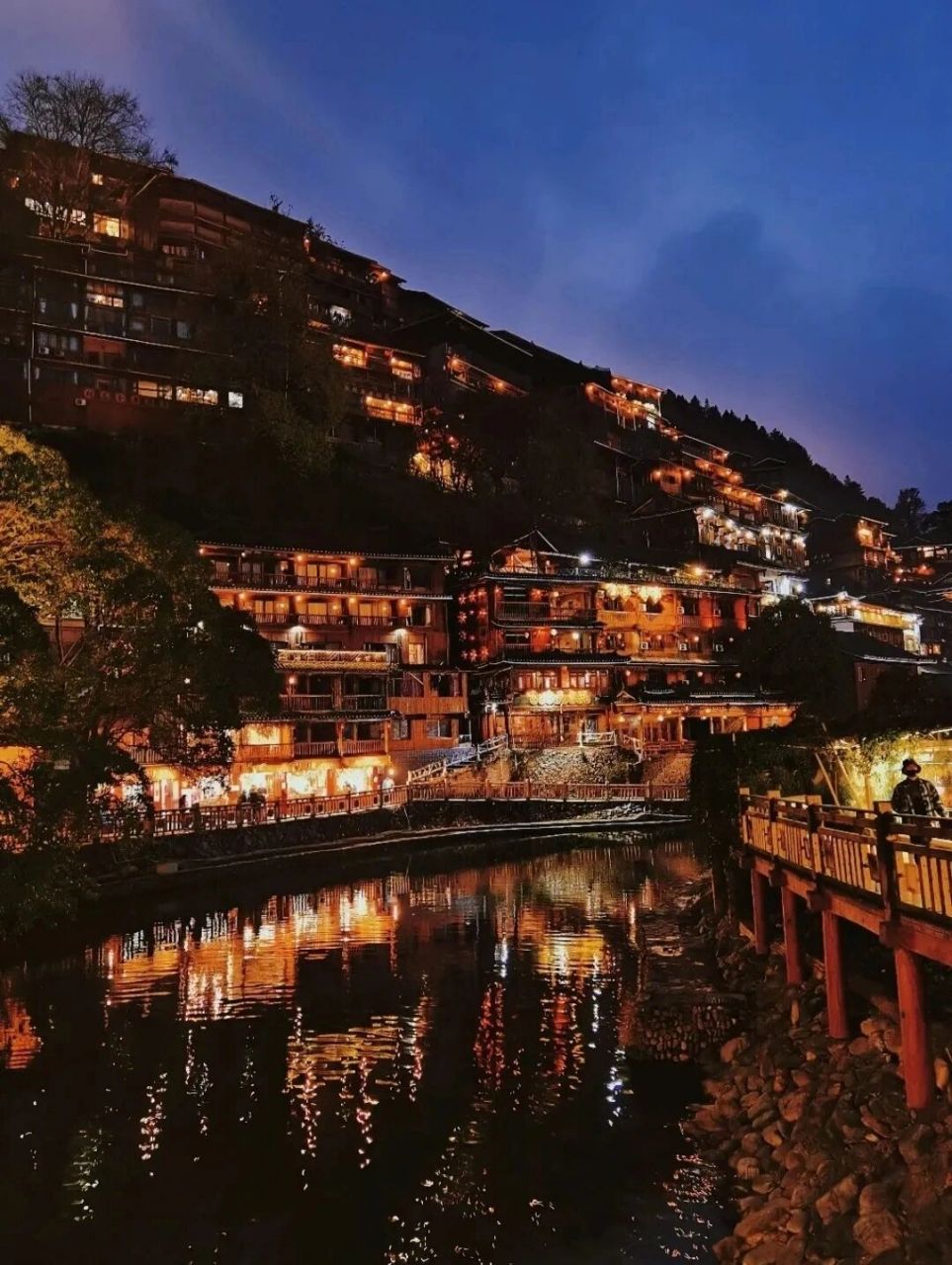 凯里西江千户苗寨夜景图片