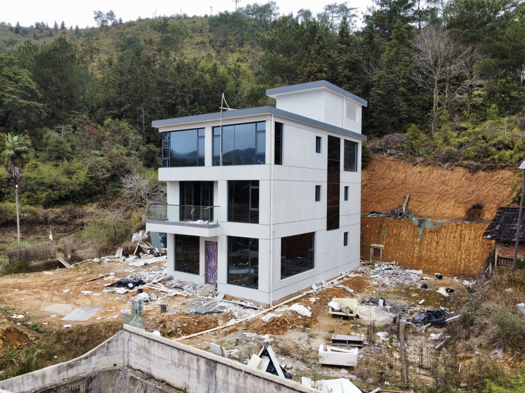 农村现代自建房 8  | 十二月进展 2022过去了~ 外墙基本完成,除了大门