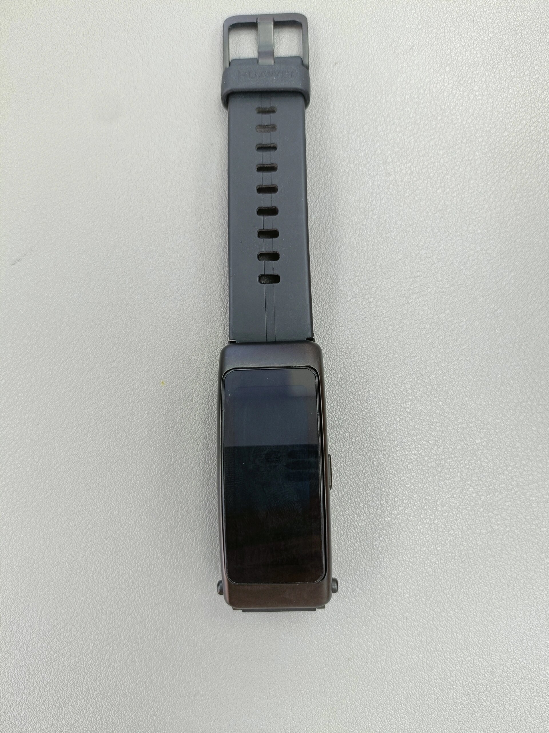 华为手环b6 全新全套智能手环,麒麟芯片 可当耳机接打电话 防水防尘