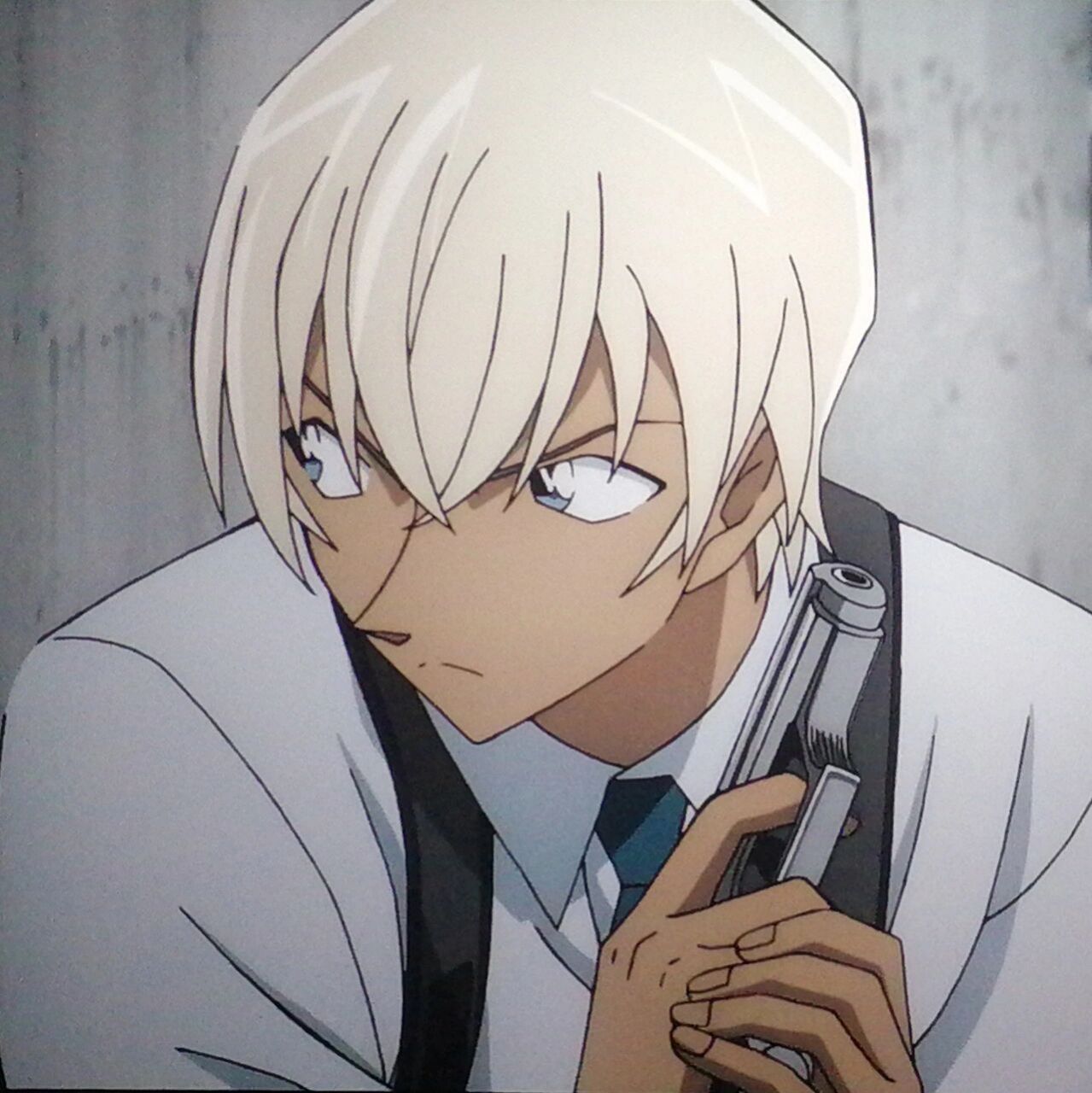 松田阵平&安室透头像 源自剧场版名侦探柯南:万圣节的新娘图片是在