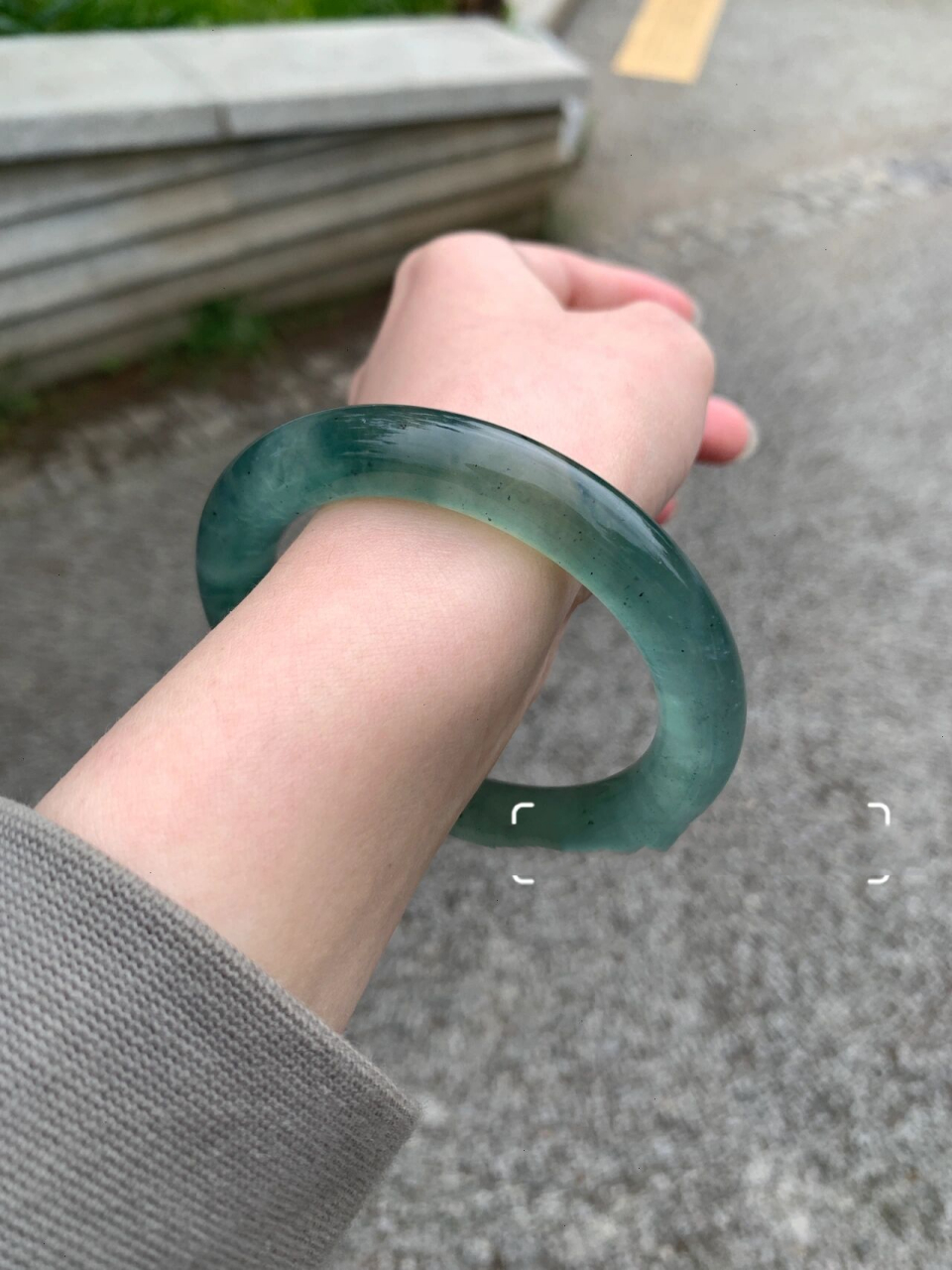 岫玉蓝水毕业8次 | 挑镯子与保养心得分享 我的岫玉蓝水毕业镯基本发