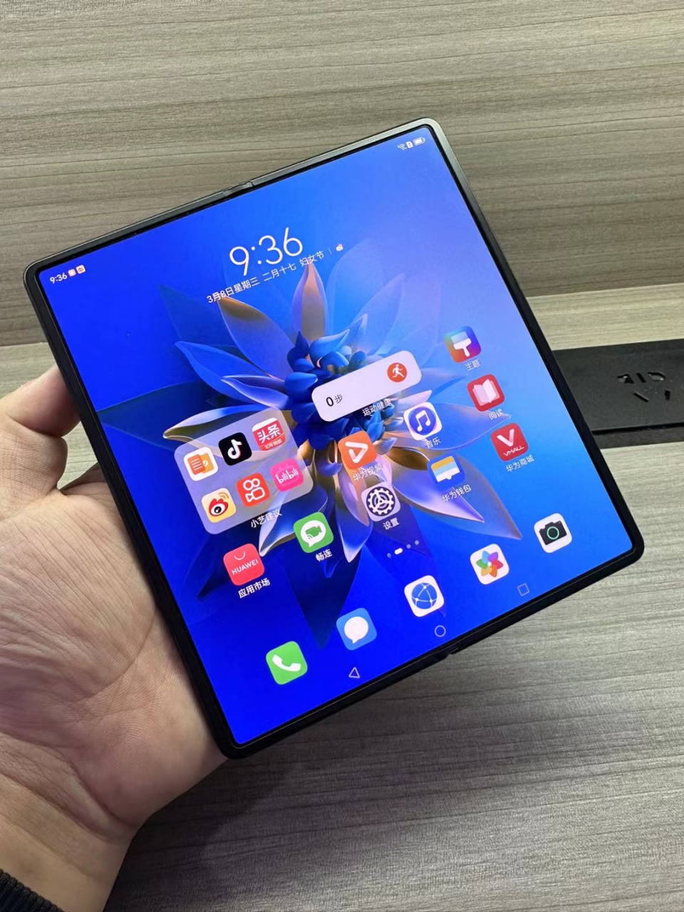 华为matex2 典藏黑 12 512g 成色98新 华为matex2 典藏黑 12 512g