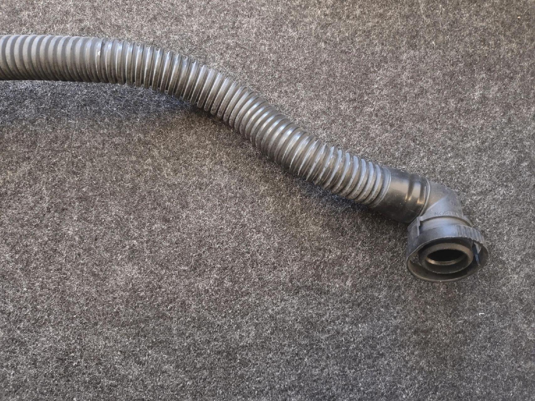 大众 帕萨特 b5 原厂全新副空气泵连接管废气管,原装德国进口,二次