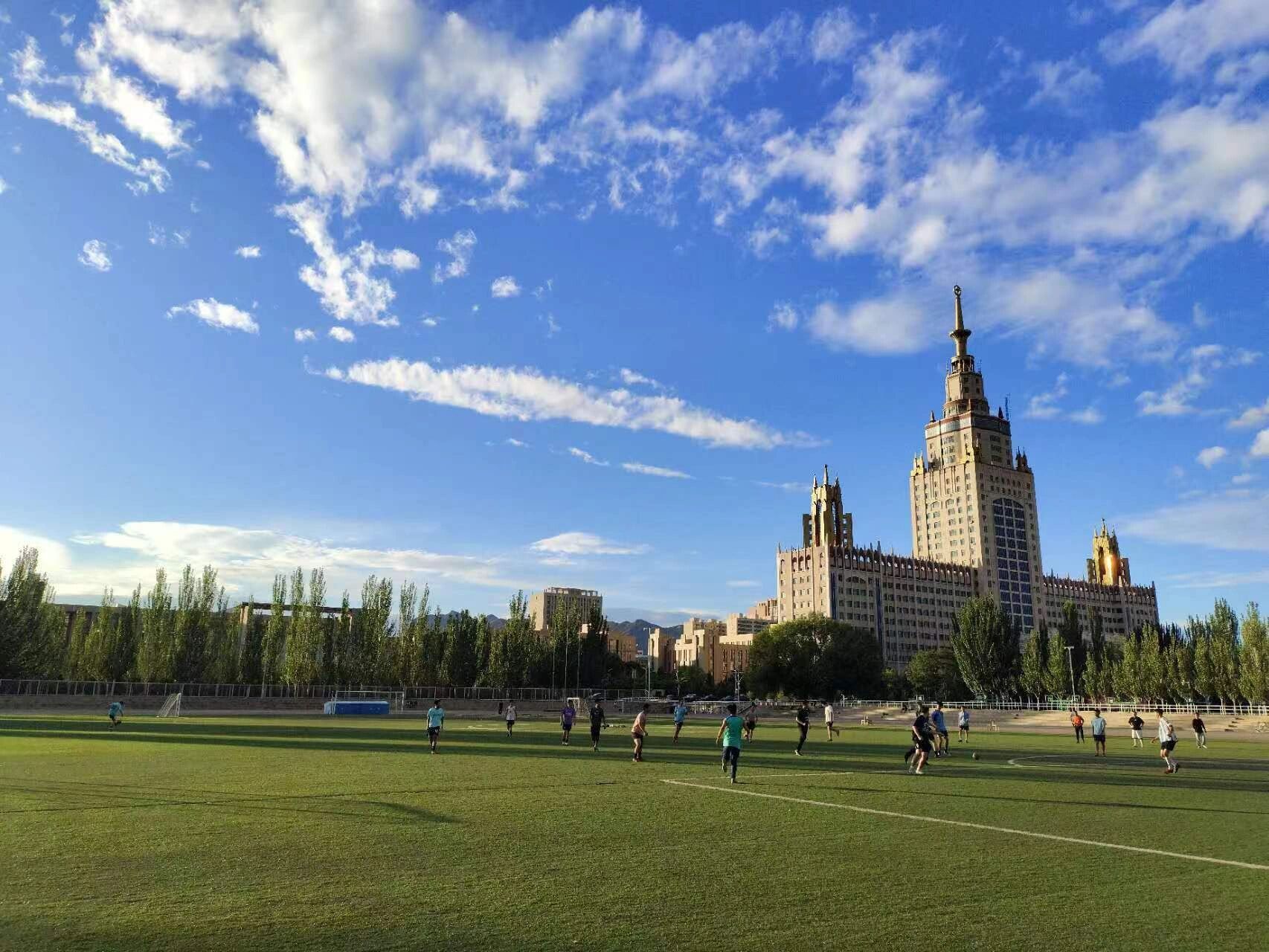 欢迎报考内蒙古工业大学   ,22级学姐,有对工大感兴趣的宝子欢迎评论