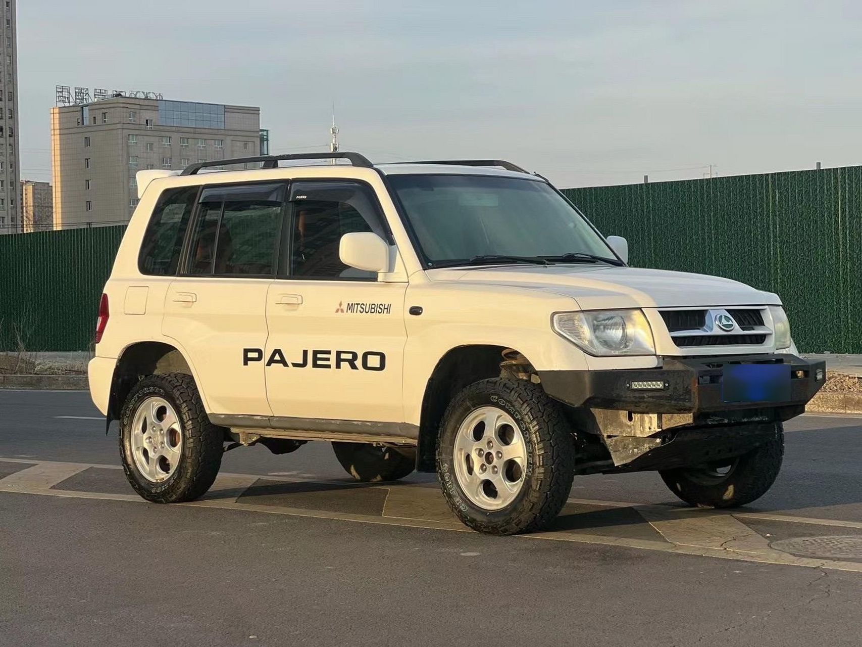 三菱猎豹飞腾!2.0l手动挡,匹配超选四驱!