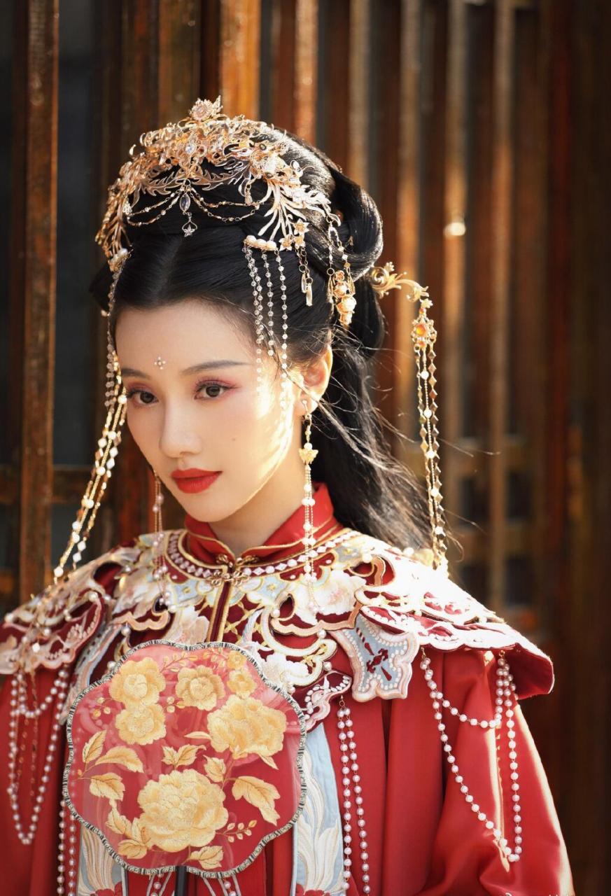 当王鹤润穿上汉服,《知否》华兰出嫁的样子,有了!