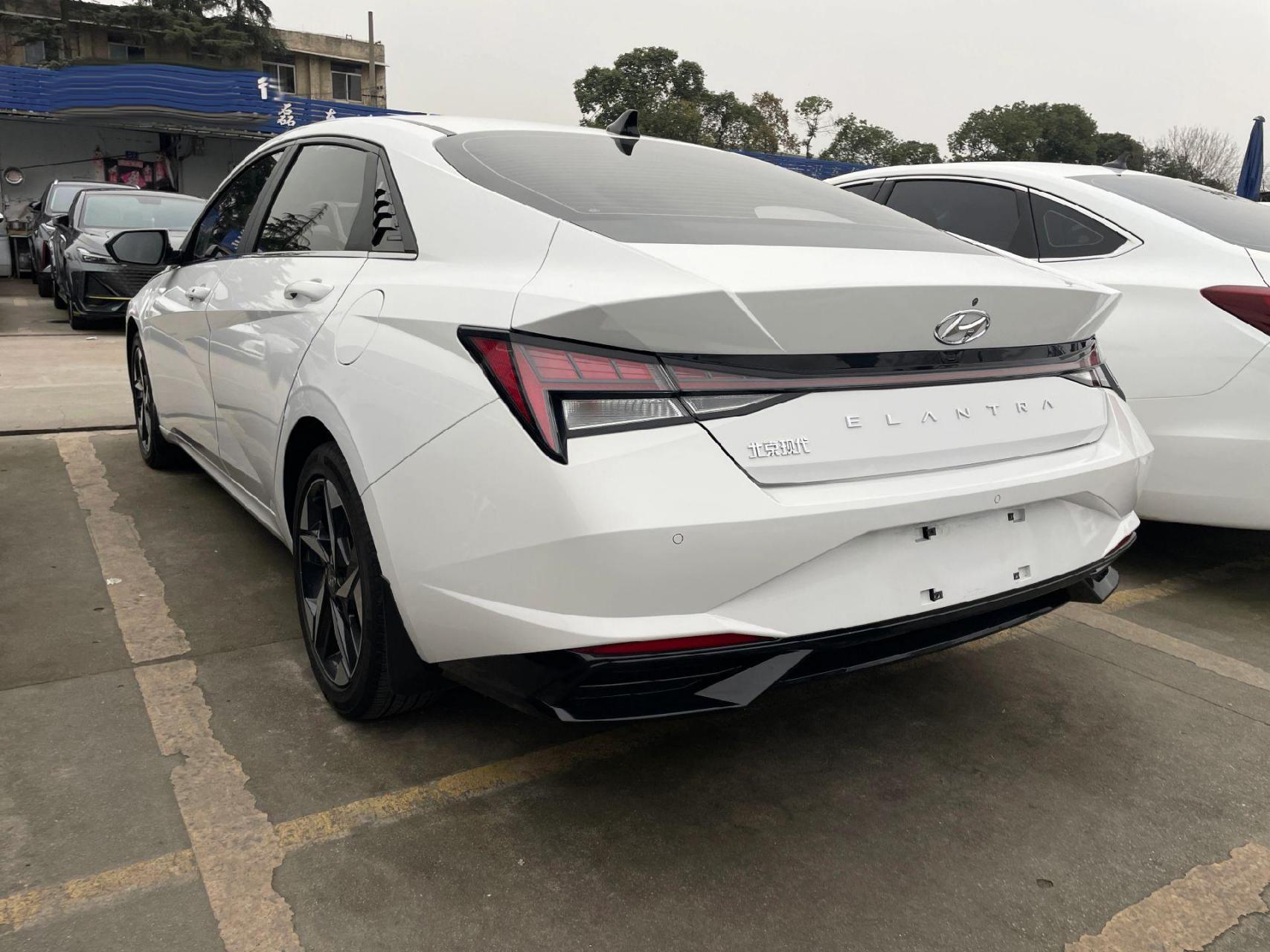 现代伊兰特.2021款 现代伊兰特 个人一手车 售价:5.