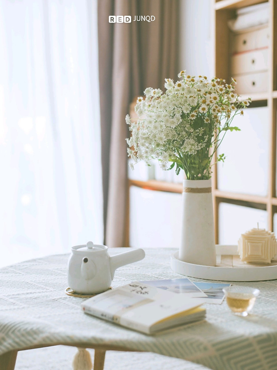 周末休日,一杯茶 ,一束花,两本书,属于家的治愈瞬间 去花市买了蕾丝和