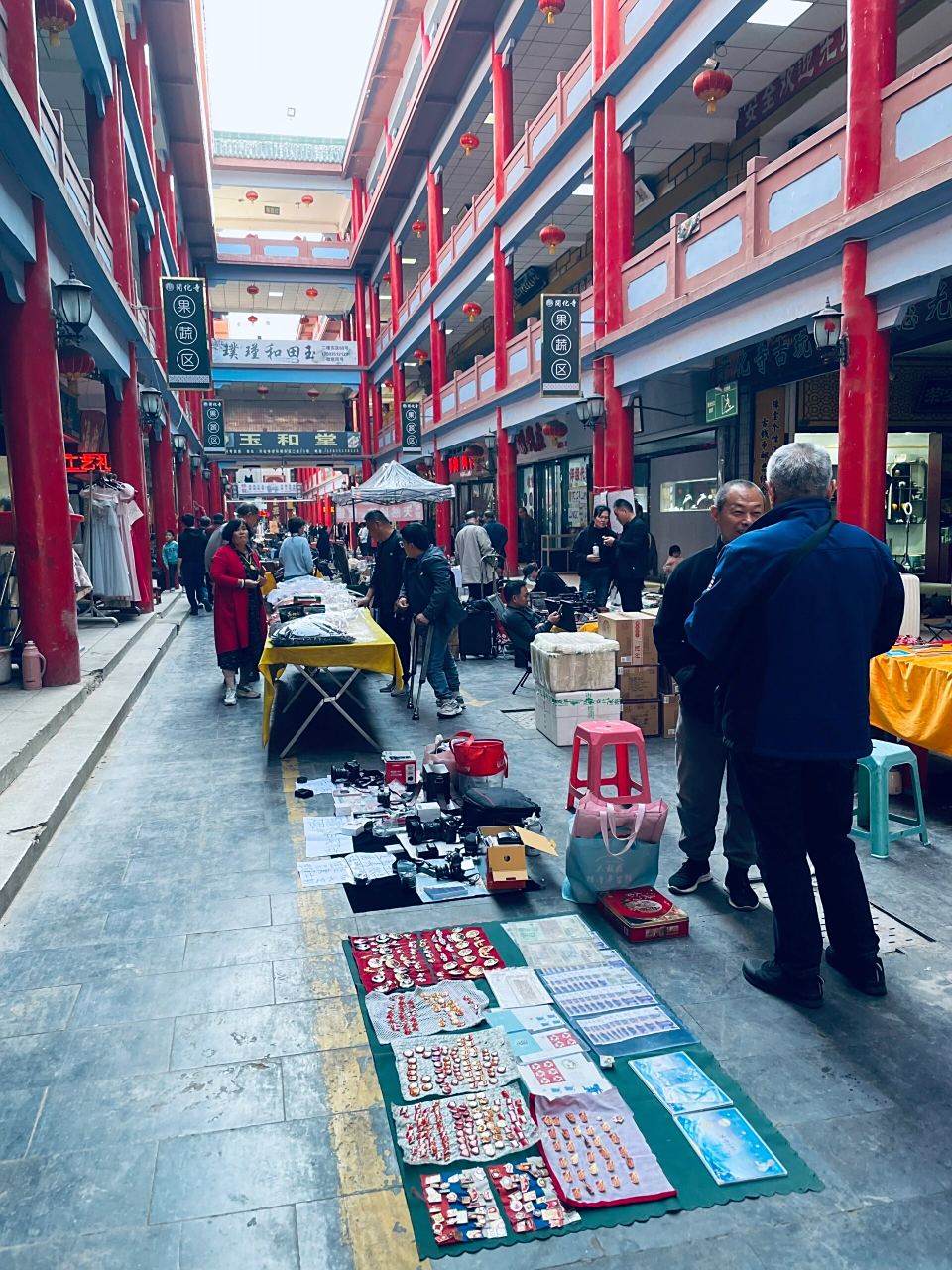 全太原最大的开化寺古玩市场!