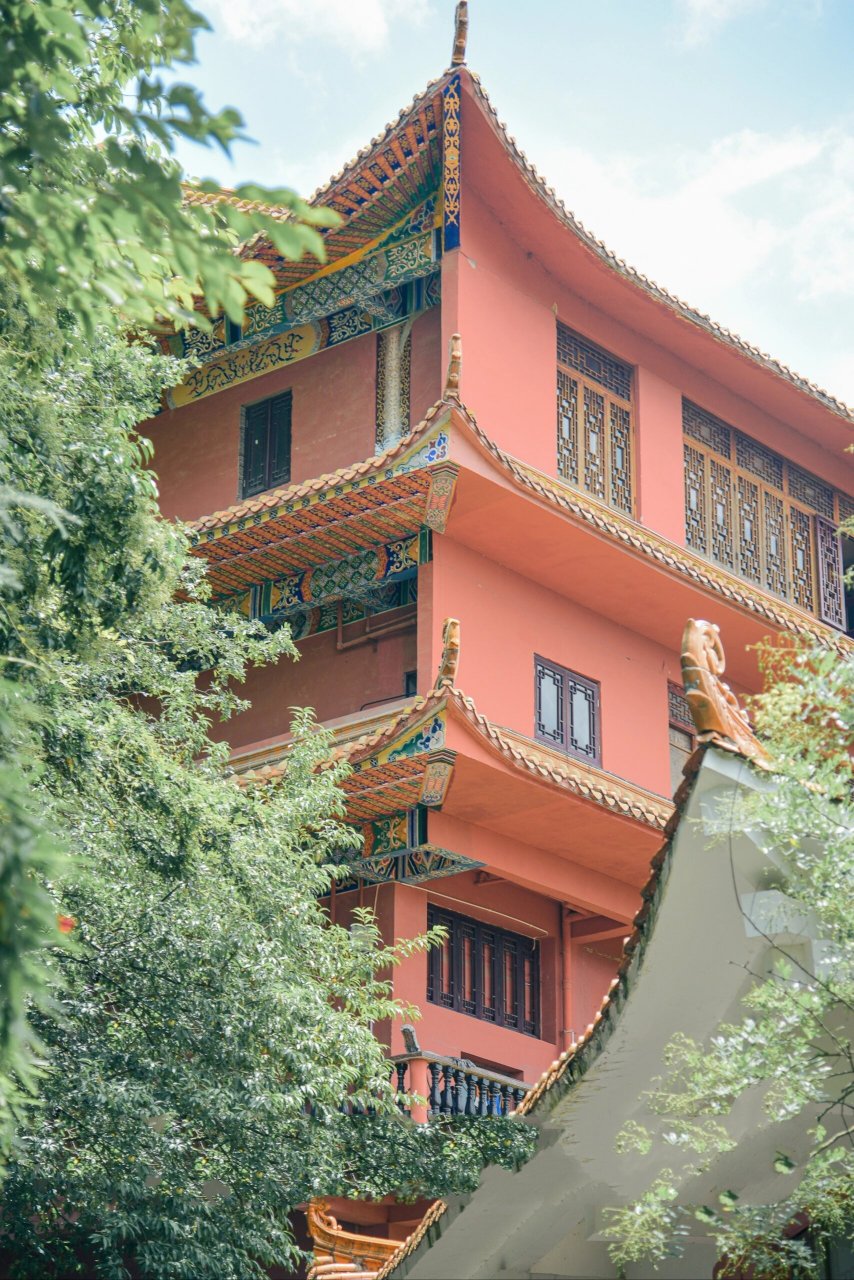 清镇巢凤寺 巢凤寺拍摄   清镇巢凤寺,人少安静,拍照很出片,在清镇