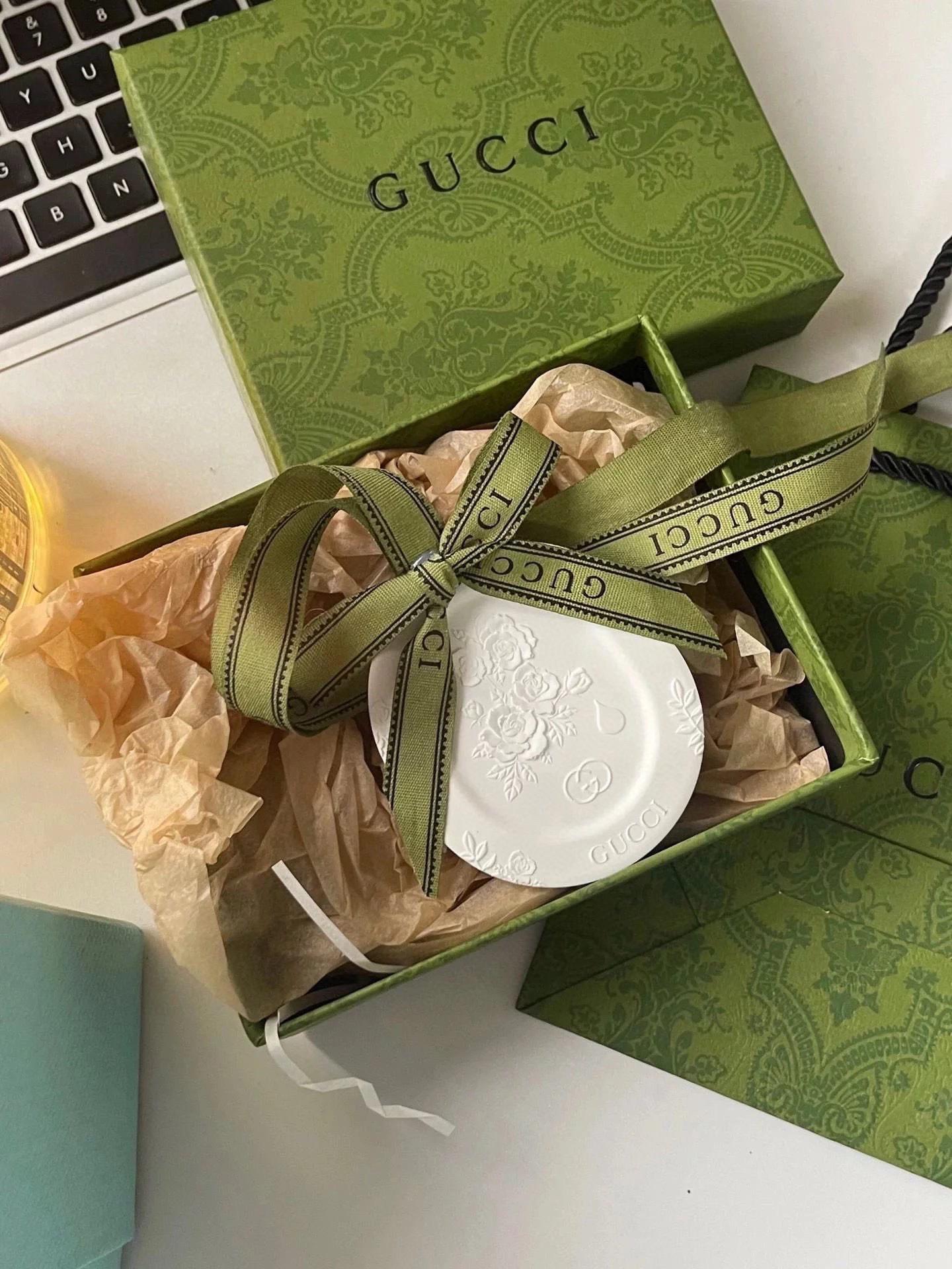 Купить копию брендовой сумки-gucci упаковочной лен