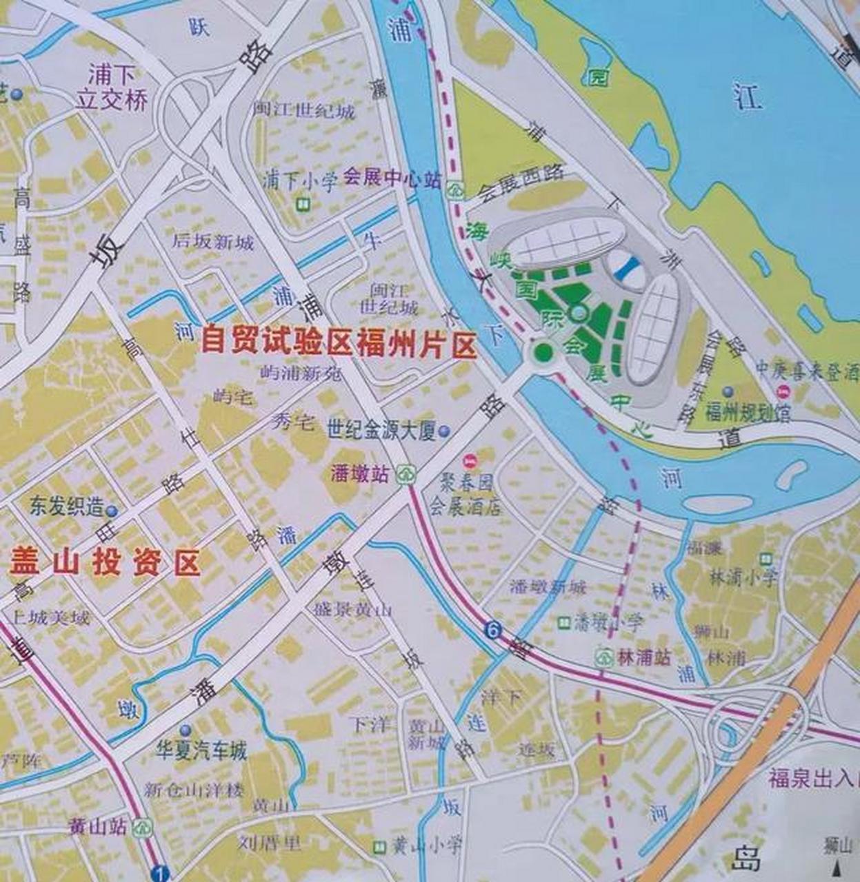 福州市海峡国际会展中心位于仓山区城门镇闽江边,与福州自贸试验区