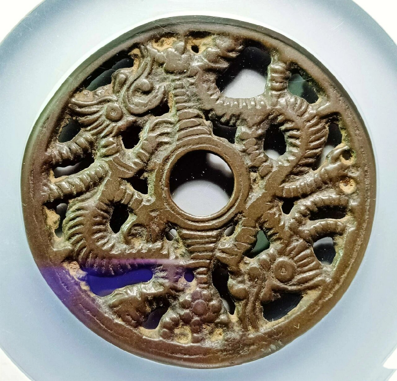 明代镂空双龙花钱