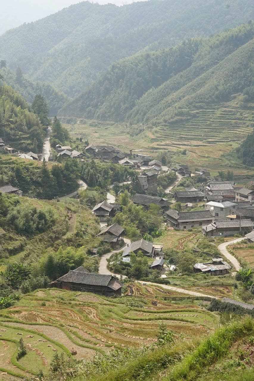 人文 | 掩映在青山绿水中的城步苗寨