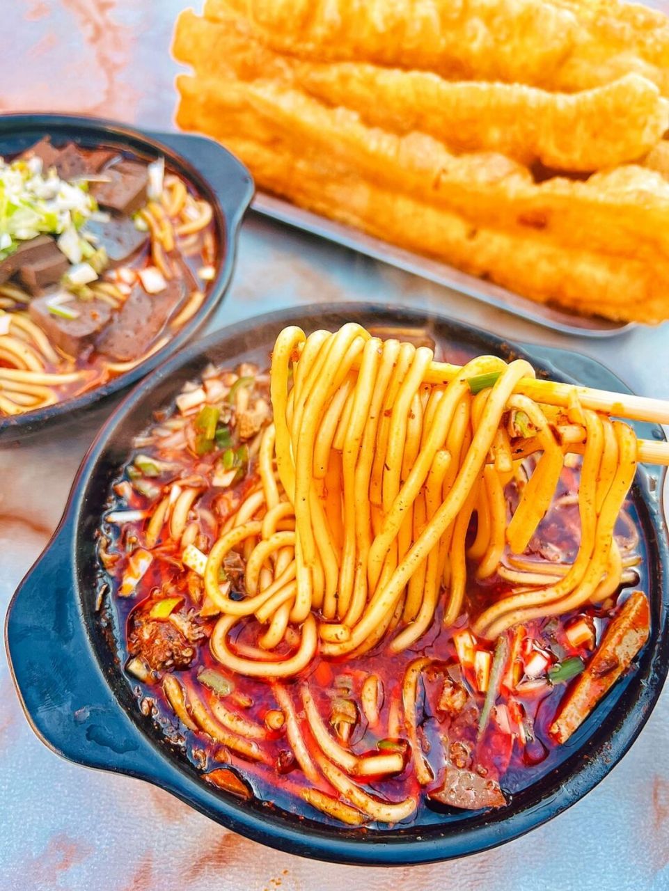 大同美食 矿务局黑点羊杂 油条和麻叶超好吃 说起矿务局早餐,我觉得