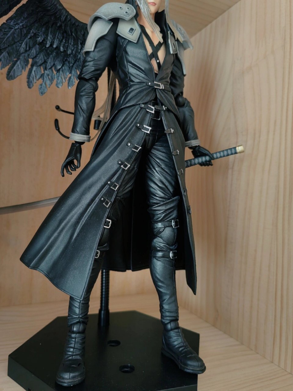 萨菲罗斯pa改手办重涂～ 论如何拥有一只渐变翅膀,邪魅帅气的萨菲～不