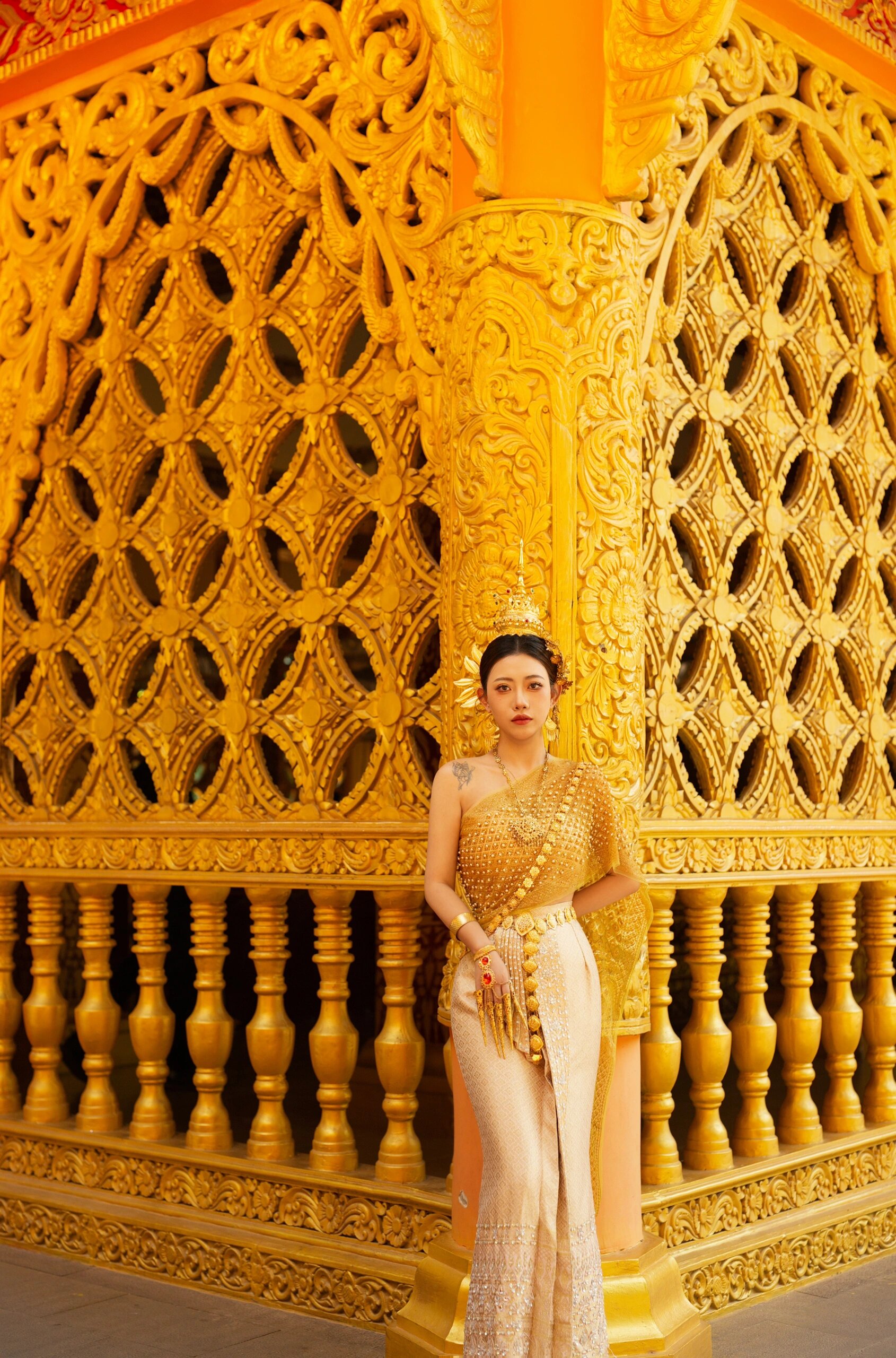 来西双版纳一定要拍的傣王妃 399化妆跟拍全包,就在曼听公园旁,来版纳
