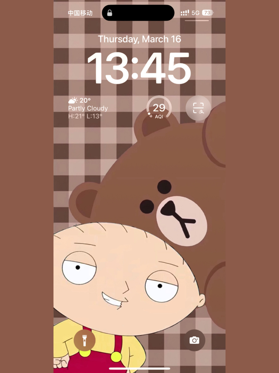 之家family guy壁纸2 又新做了一波 btw家人们我一直以为这个是比心