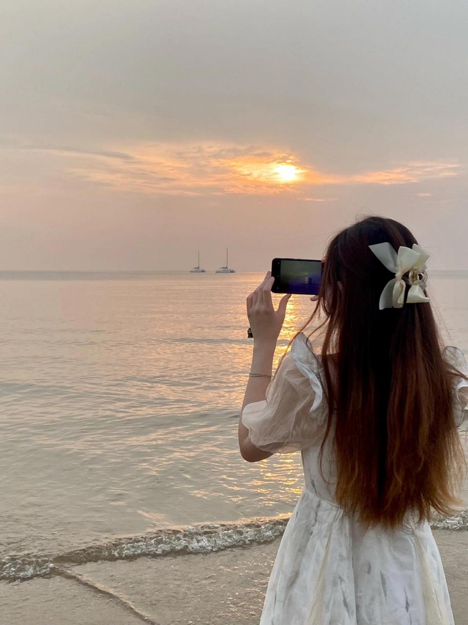 四天三晚人均一千 跟姐妹两个人一共去了三天 第一天 晚上到的,住在