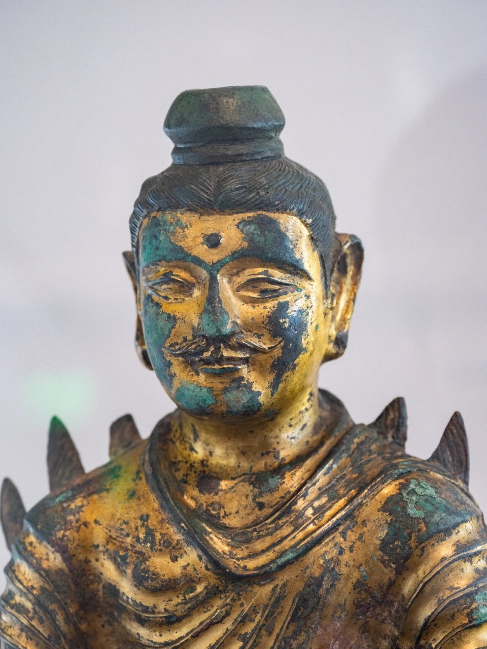 中国最早,最出名的鎏金佛像之一050505 故宫博物馆的「"譬若