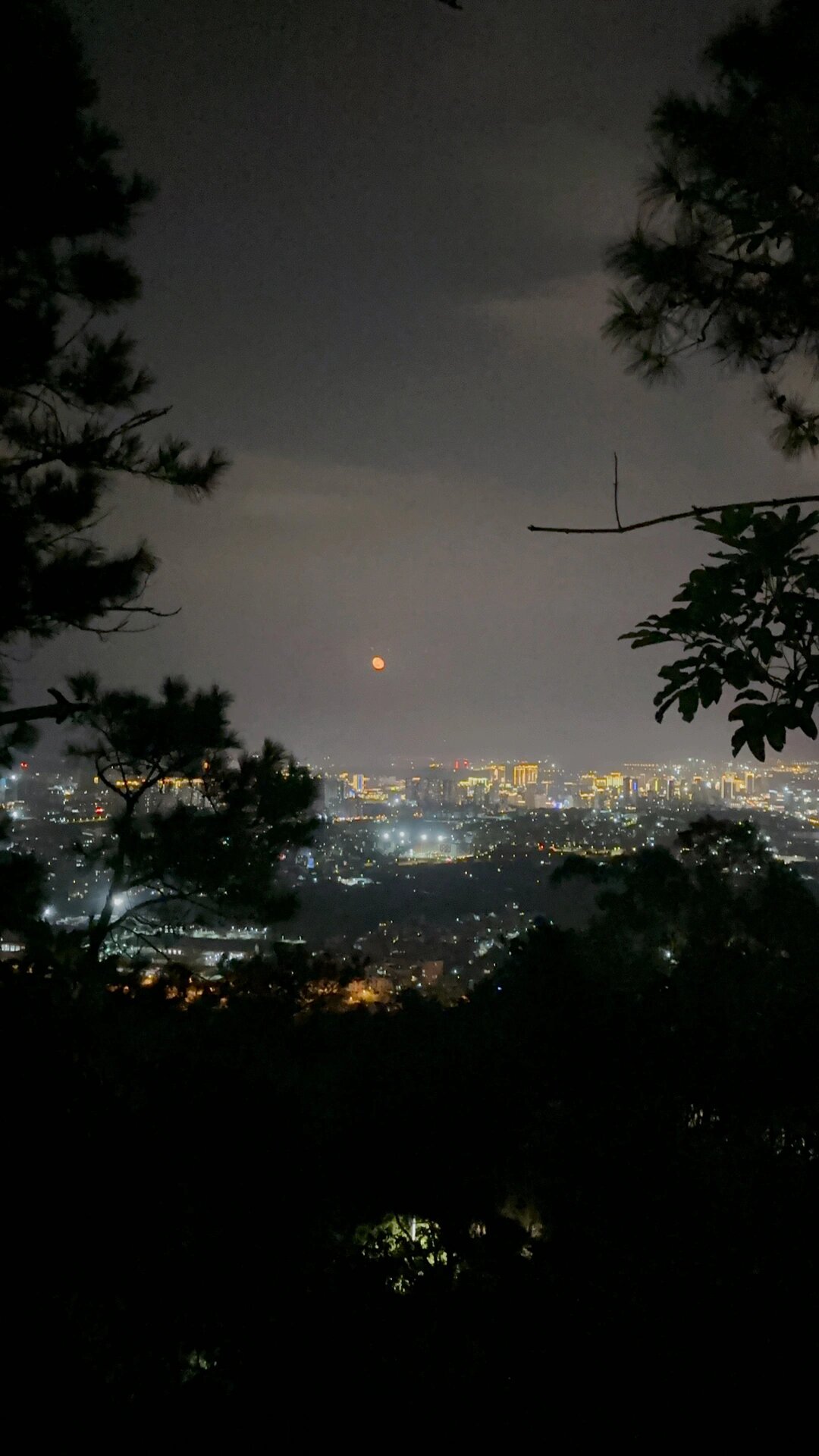 厦门周末去哪里-同安西山岩寺 闲来发呆 可以俯瞰整个同安的夜景 和