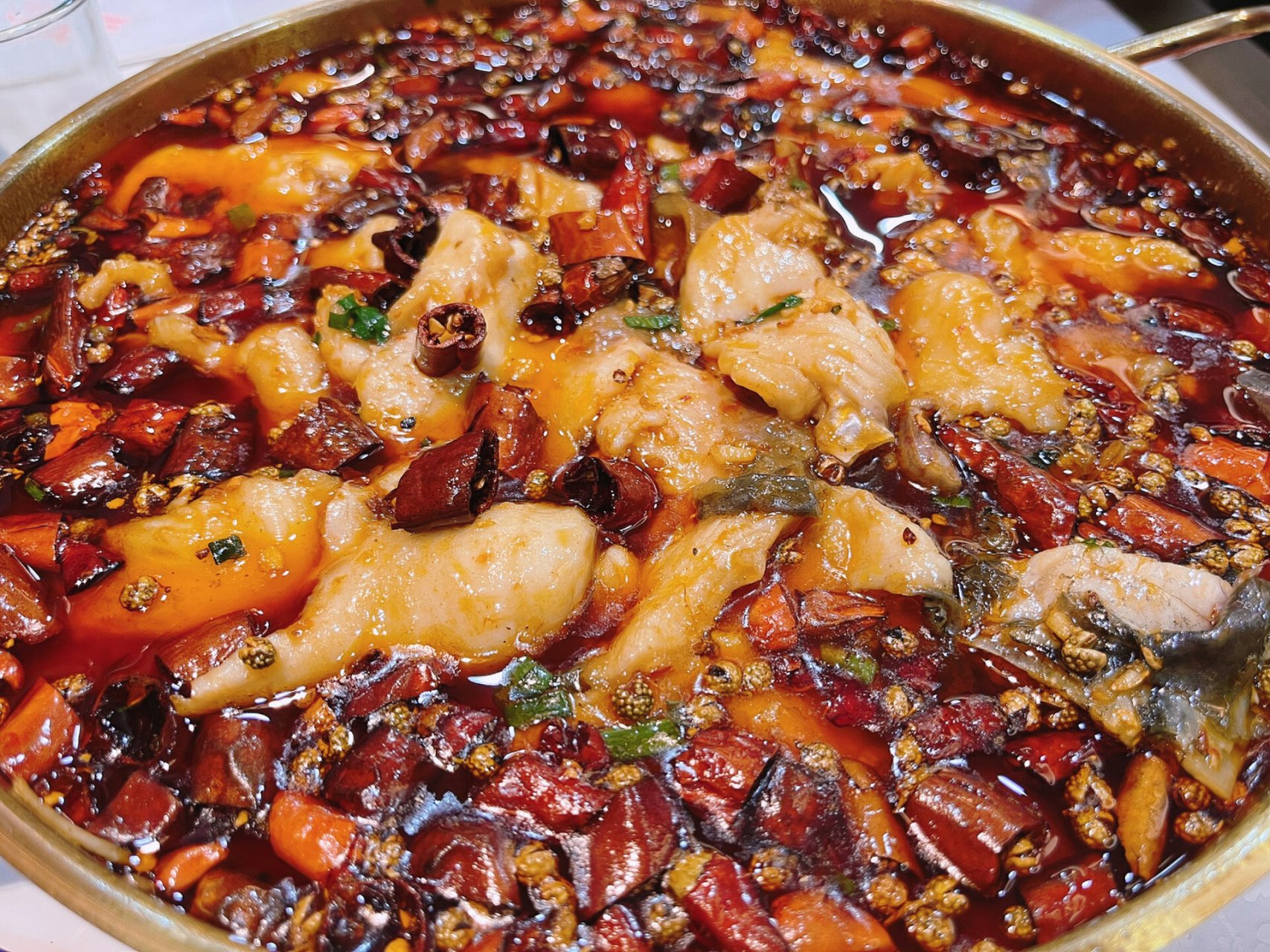 09铜陵美食 | 必吃川菜馆97 每次来必点的麻辣沸腾鱼,干锅虾,脆皮