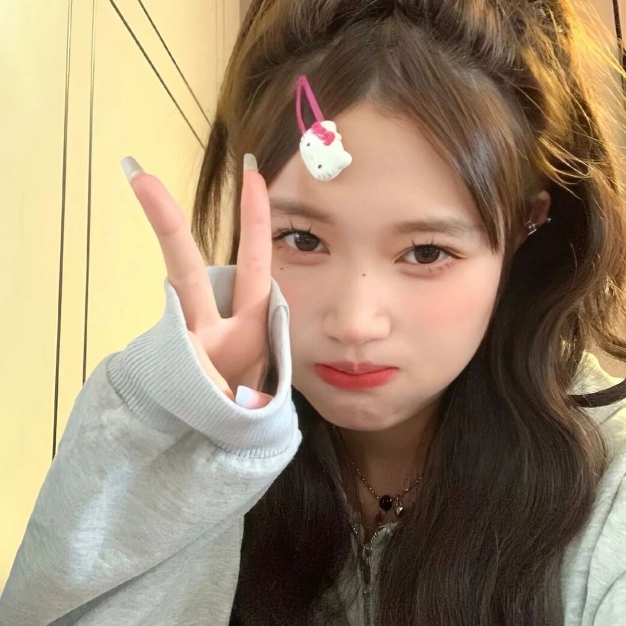 女生头像57|头像分享 "平凡且认真的生活总会变得可爱"