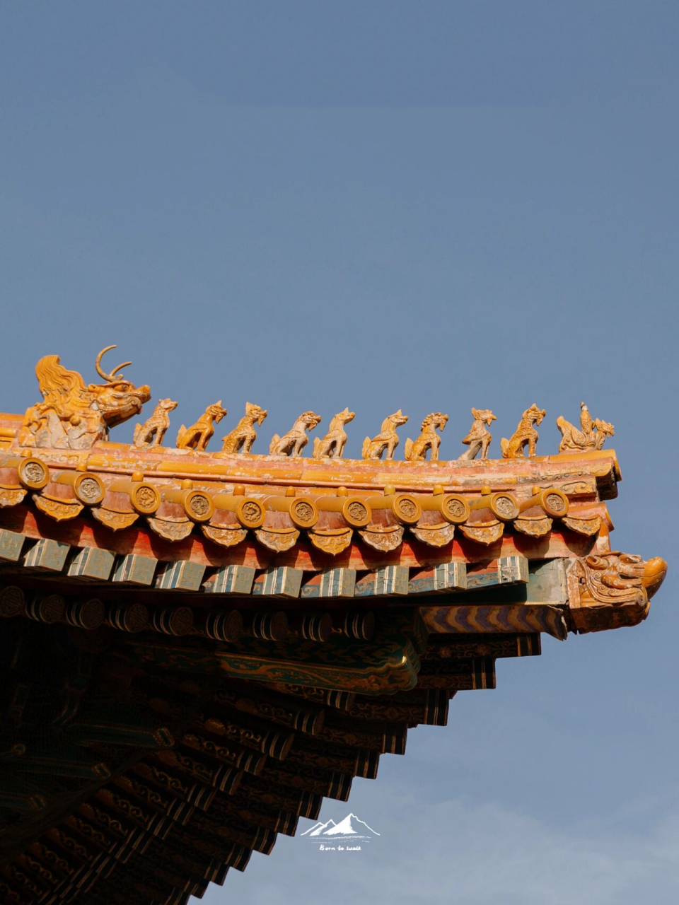 故宫——排排坐的小神兽们 我国古代建筑屋顶脊饰的历史,屋顶脊饰(脊