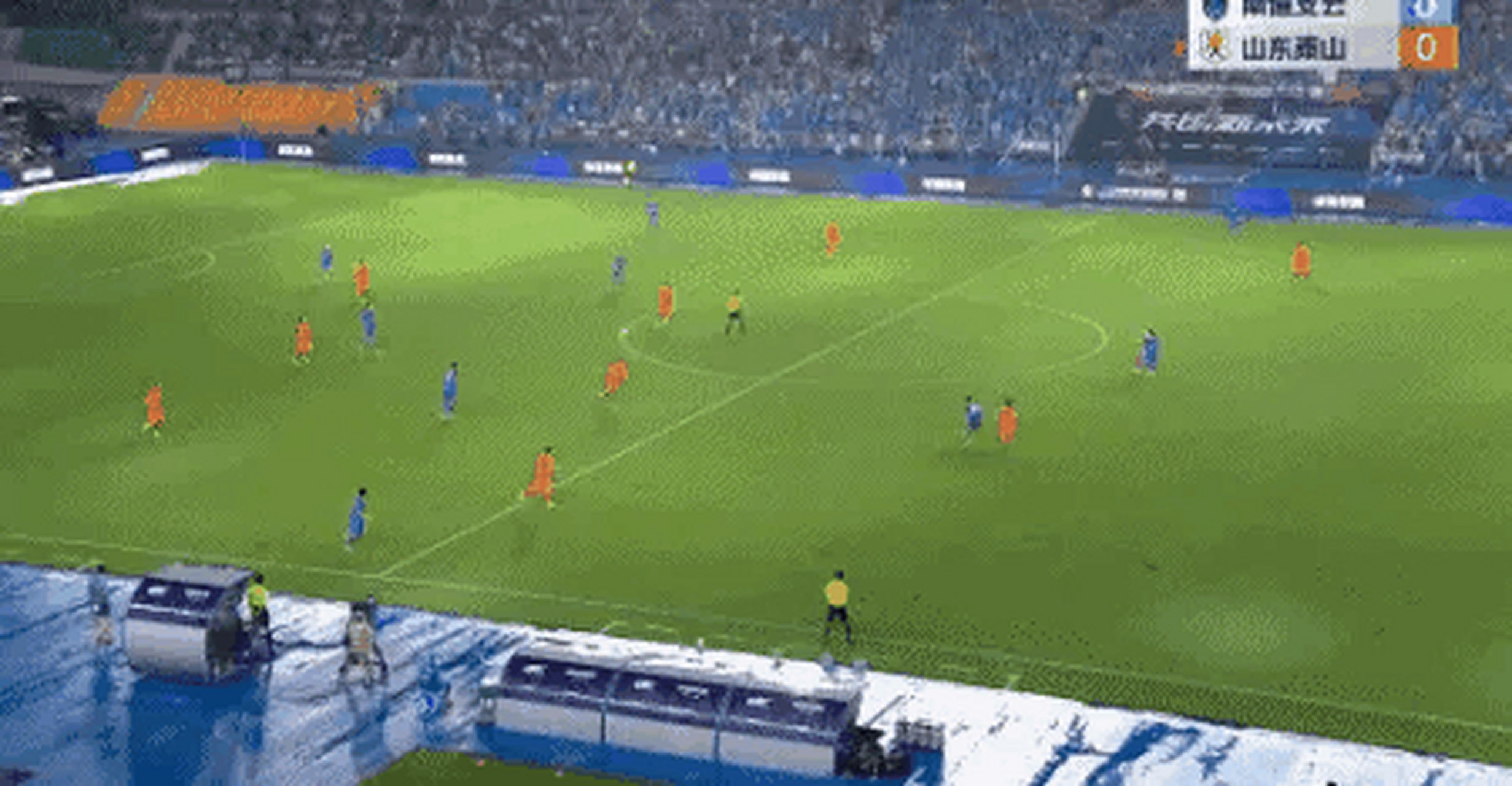 南通支云前锋桂宏连续两轮的精彩单刀球机会,都被人为犯错与犯规给