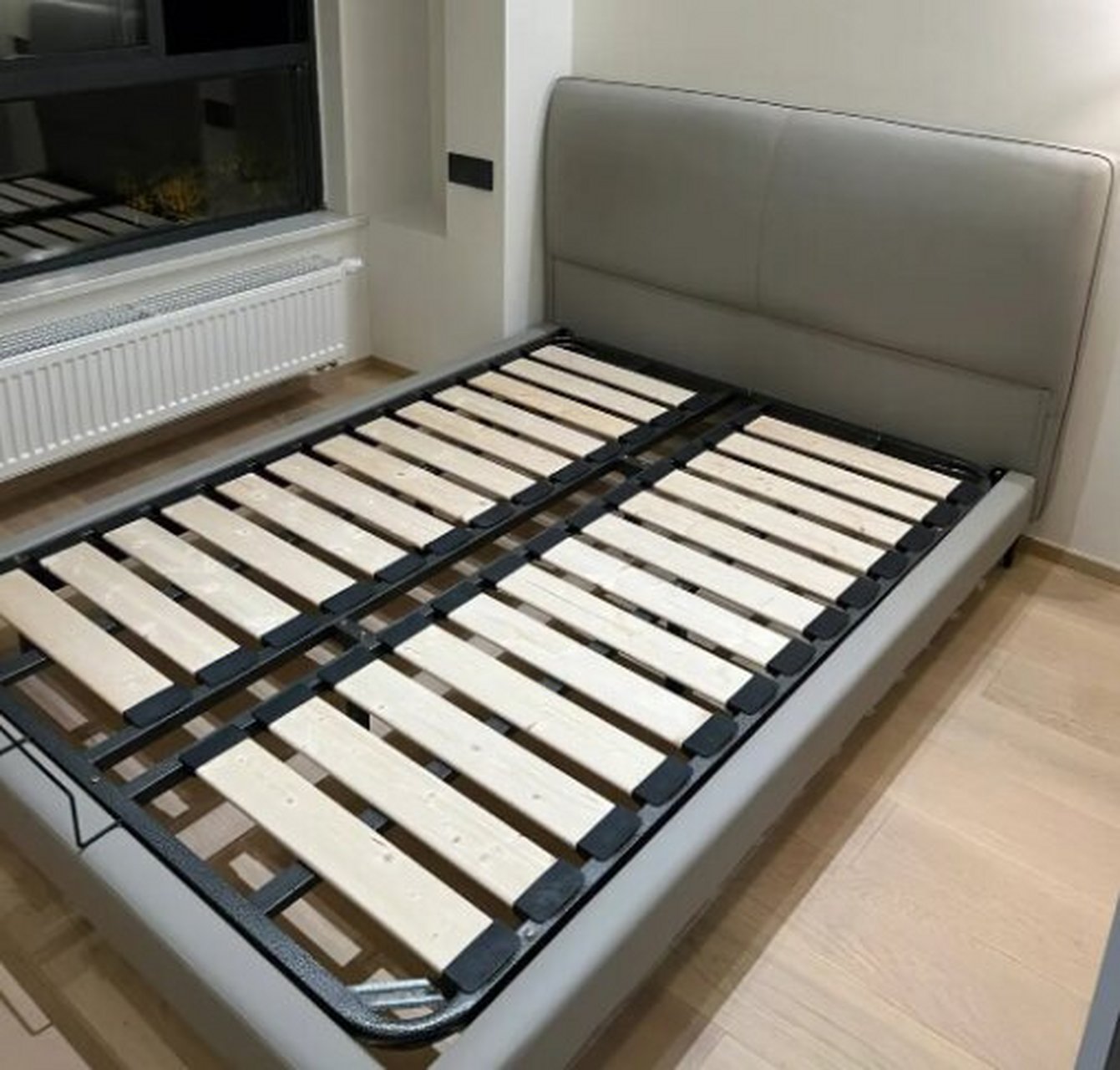 鲁班到家讲解排骨架床的安装步骤 1,准备工具与材料:您需要准备一些