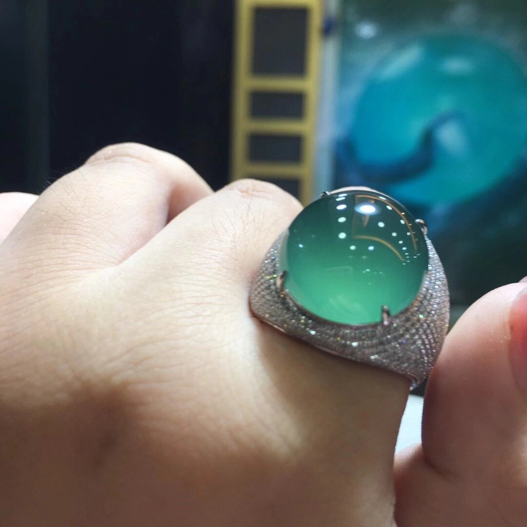 翡翠男戒镶嵌款式分享