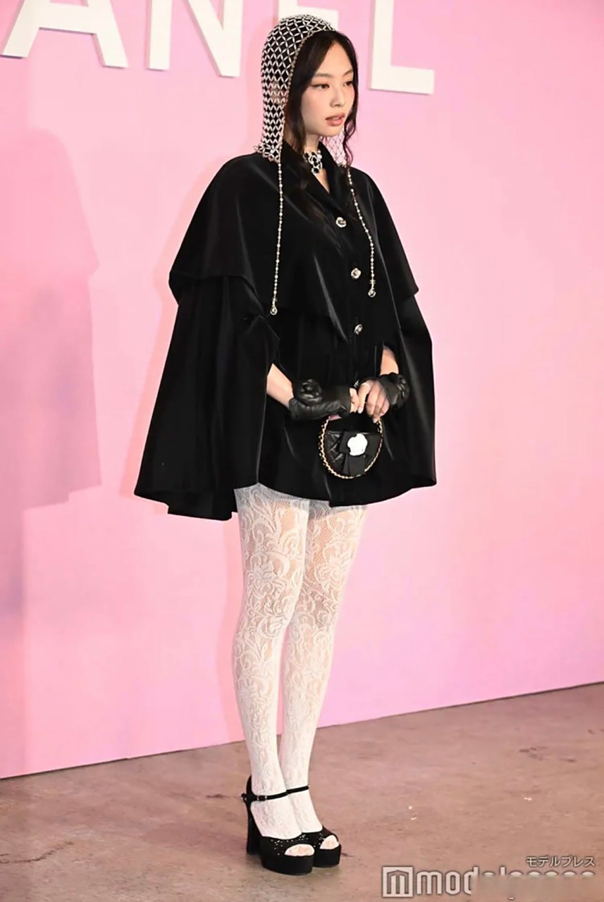 jennie白色蕾丝袜# 日媒生图9615