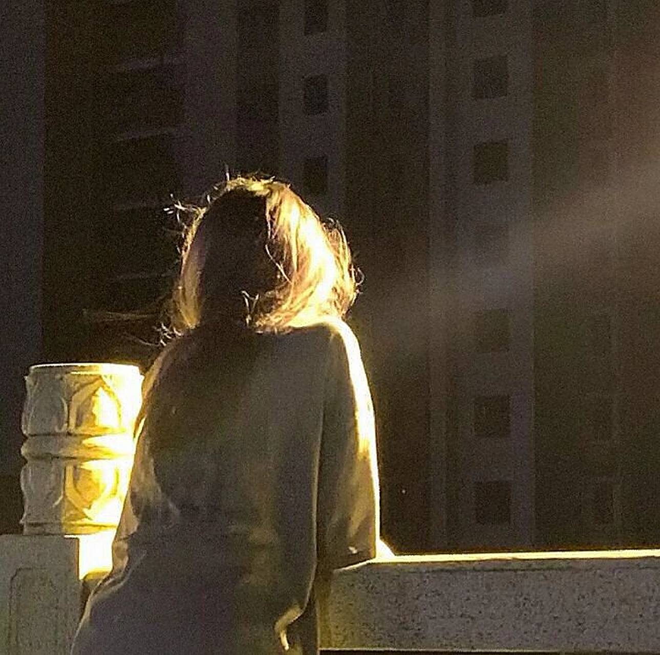 ins氛围感女生头像.