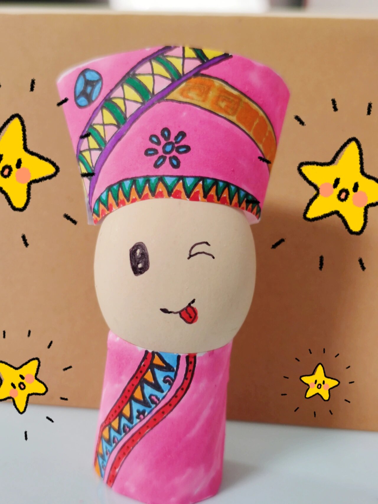 幼儿园手工三月三民族服饰鸡蛋娃娃