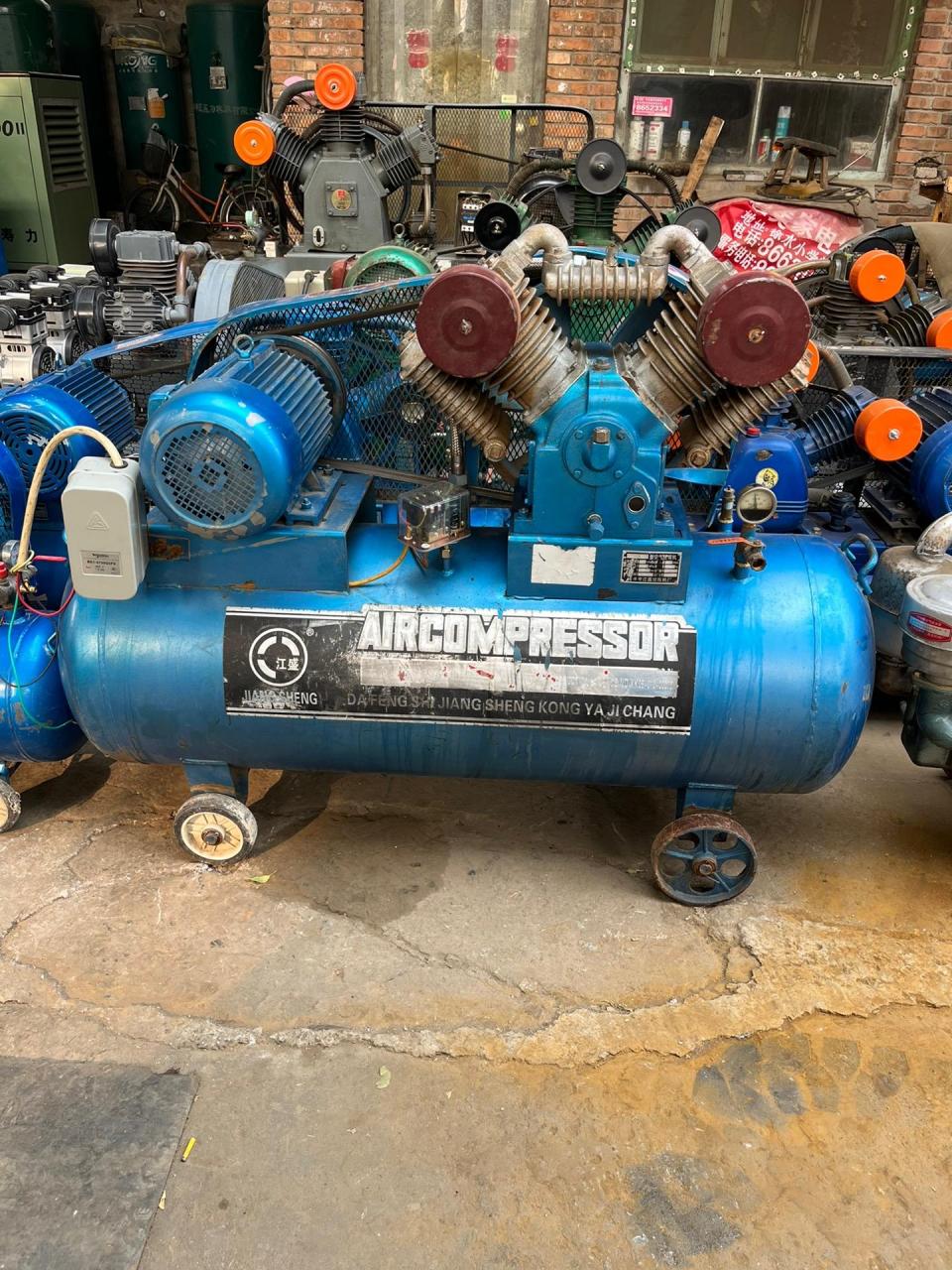 气泵新到 库存更新.7.5千瓦江苏大力1.05/12.